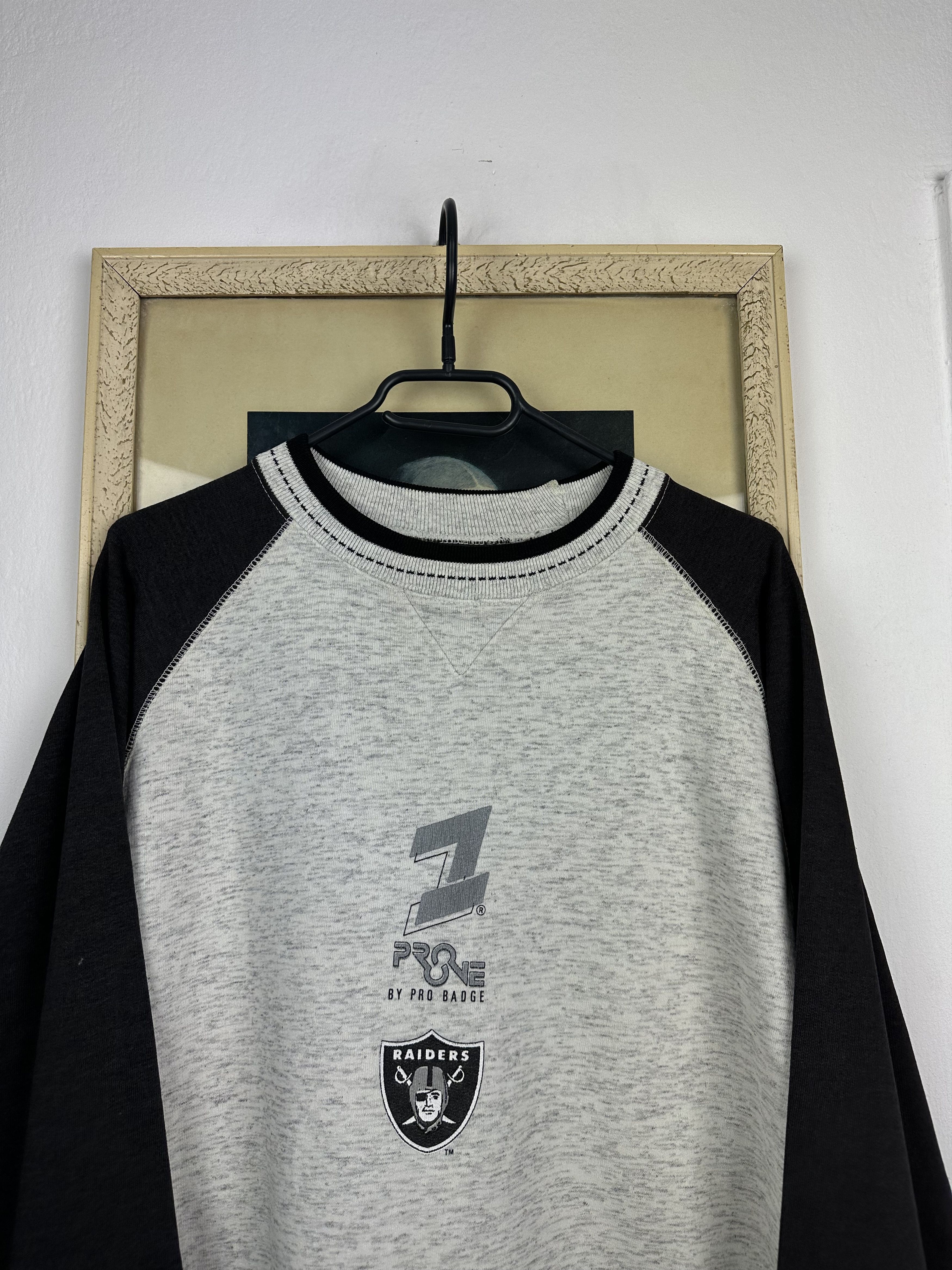 NFL × Vintage Vintage 1992 Los Angeles Raiders NFL Sweatshirt Rare Size US XL / EU 56 / 4 - 4 Thumbnail