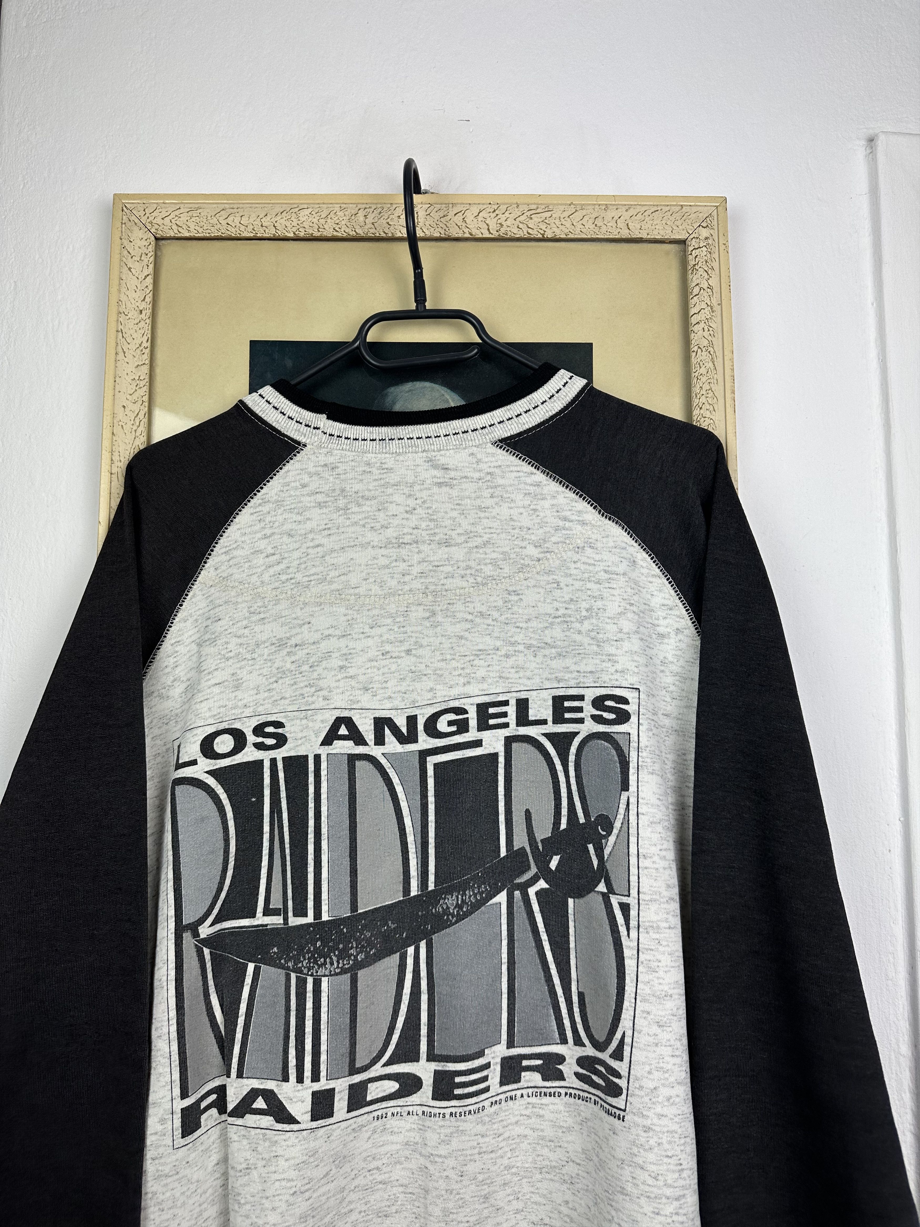 NFL × Vintage Vintage 1992 Los Angeles Raiders NFL Sweatshirt Rare Size US XL / EU 56 / 4 - 2 Thumbnail