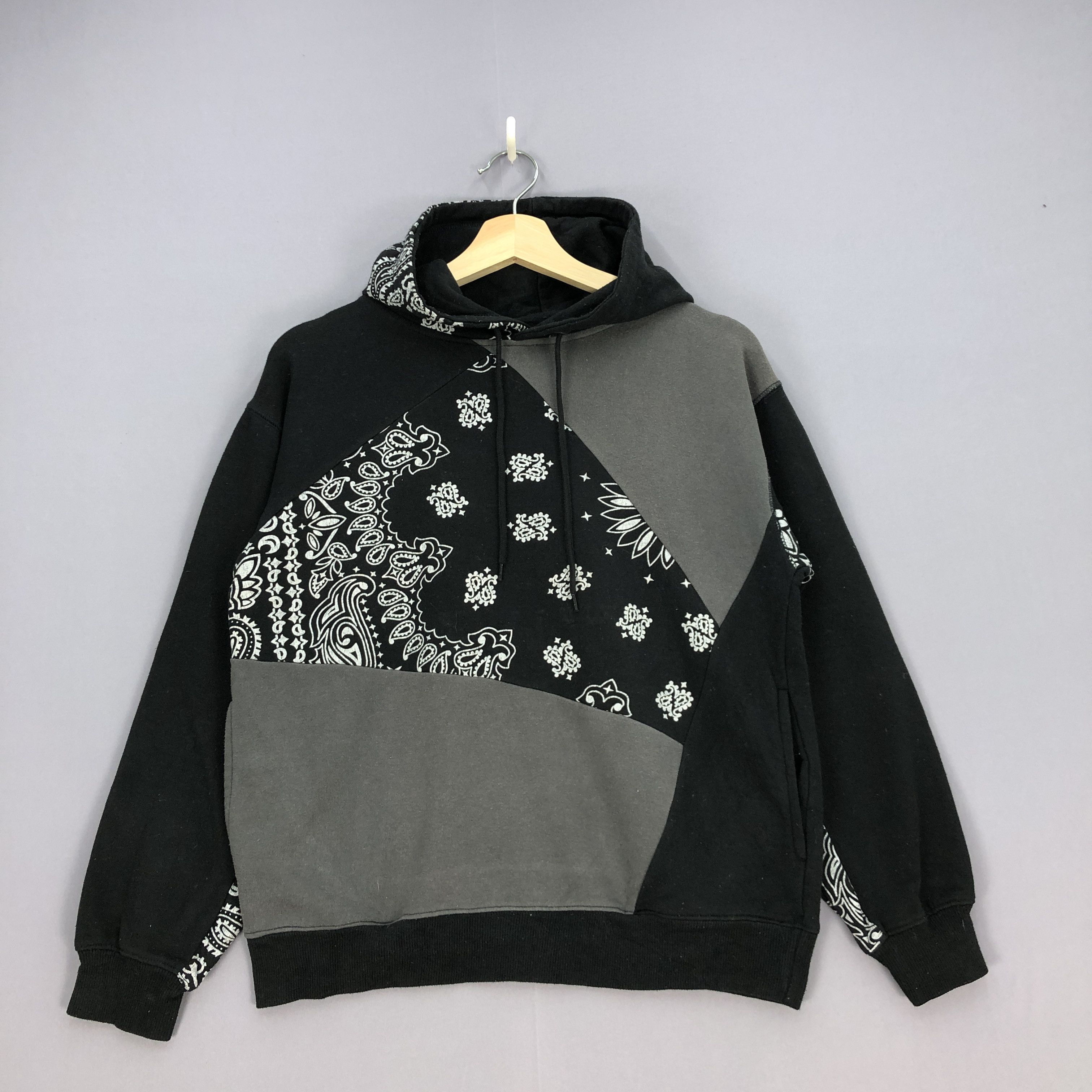 Japanese Brand × Vintage Paisley Sweatshirt Hoodie Japanese Kapital Designer Hooded Size S / US 4 / IT 40 - 1 Thumbnail