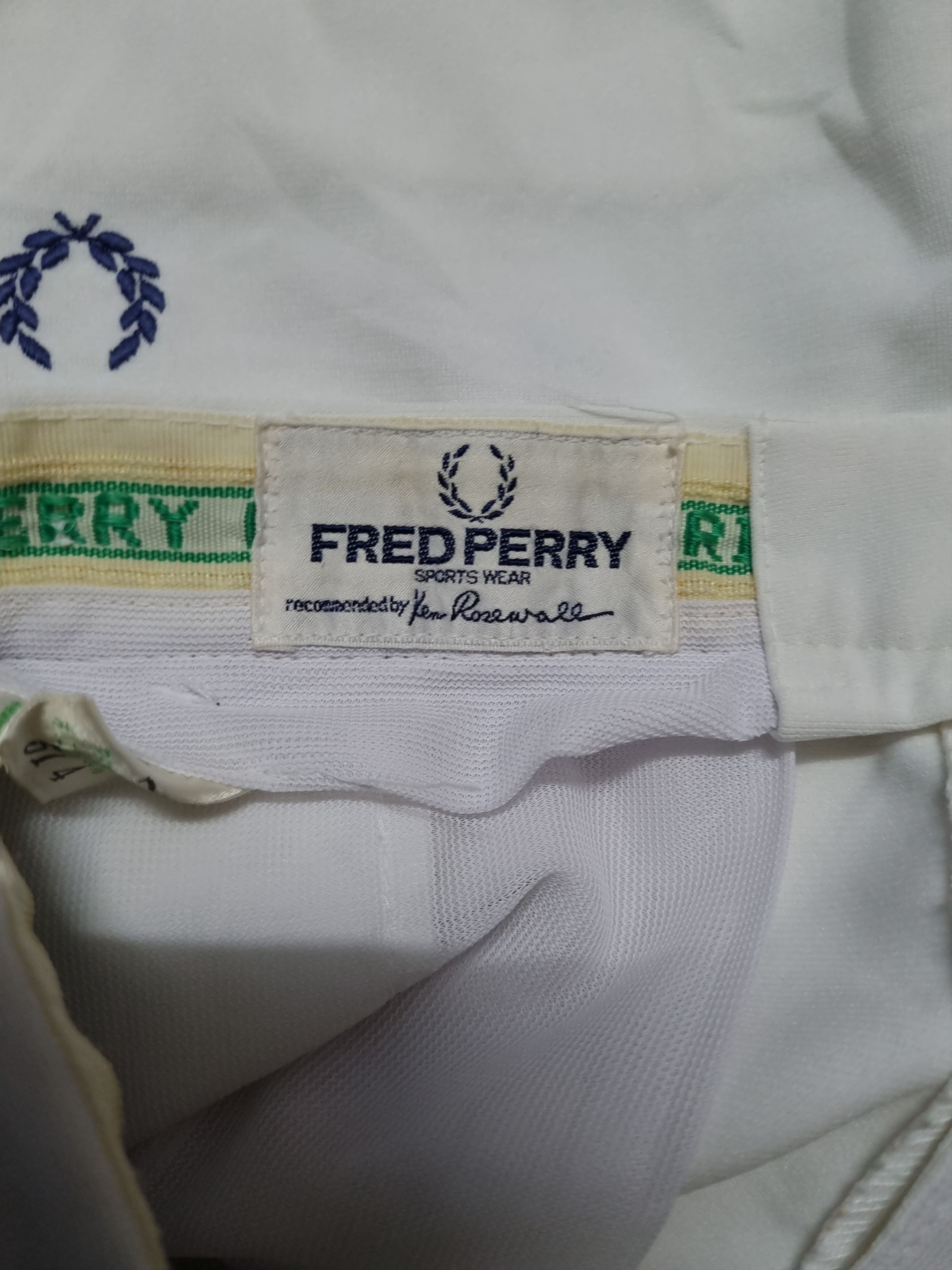 Fred Perry × Vintage Fred Perry Short x Vintage Size US 26 / EU 42 - 3 Thumbnail