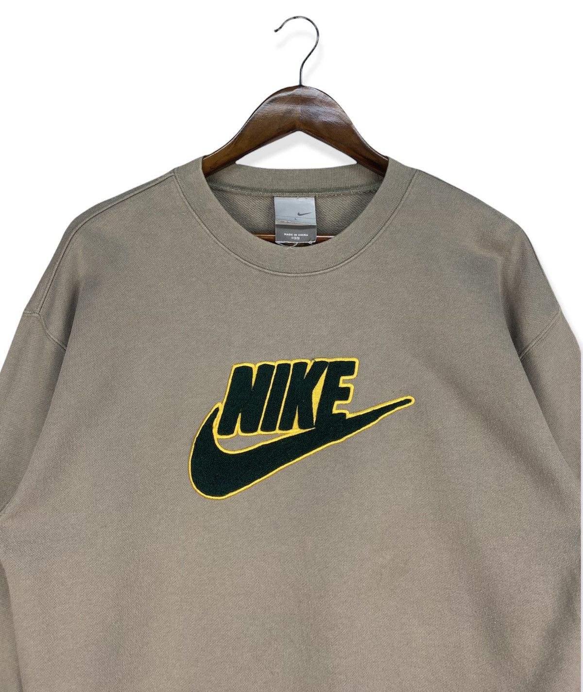 Nike Nike Swoosh Big Logo Sweatshirt Size US L / EU 52-54 / 3 - 2 Thumbnail