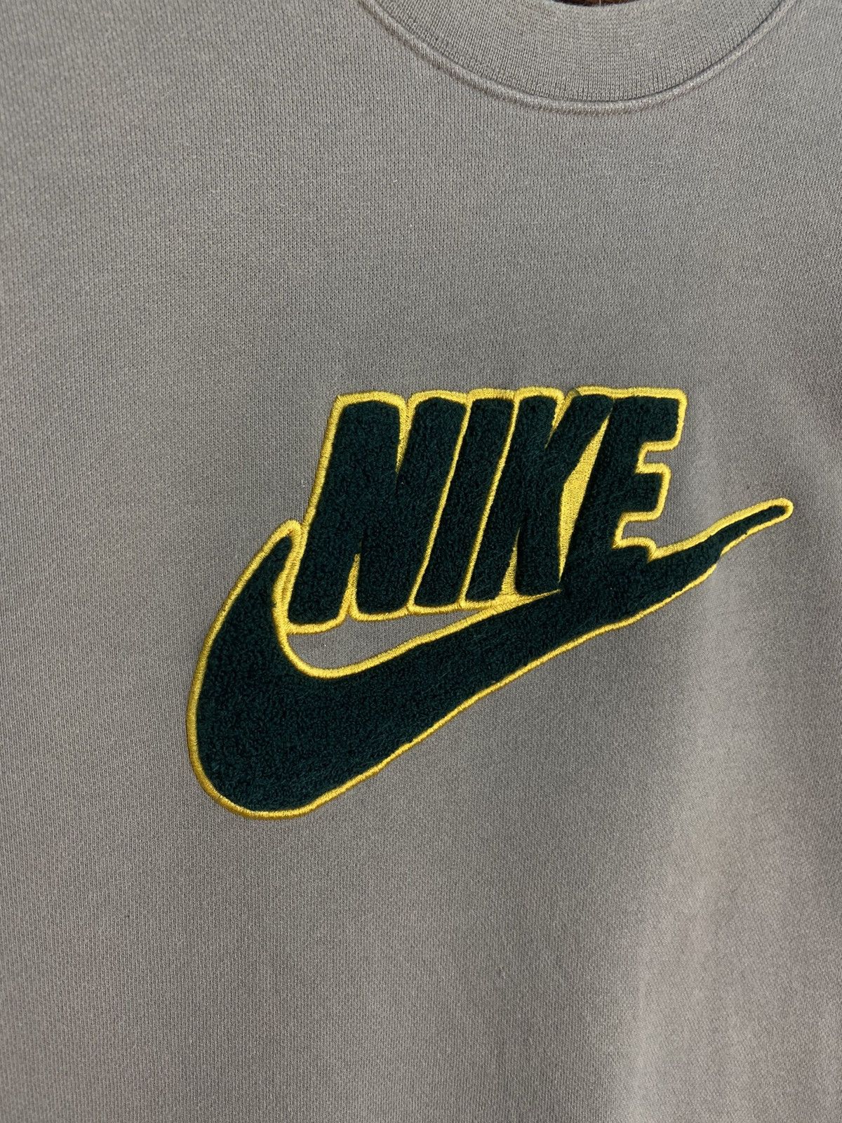 Nike Nike Swoosh Big Logo Sweatshirt Size US L / EU 52-54 / 3 - 4 Thumbnail
