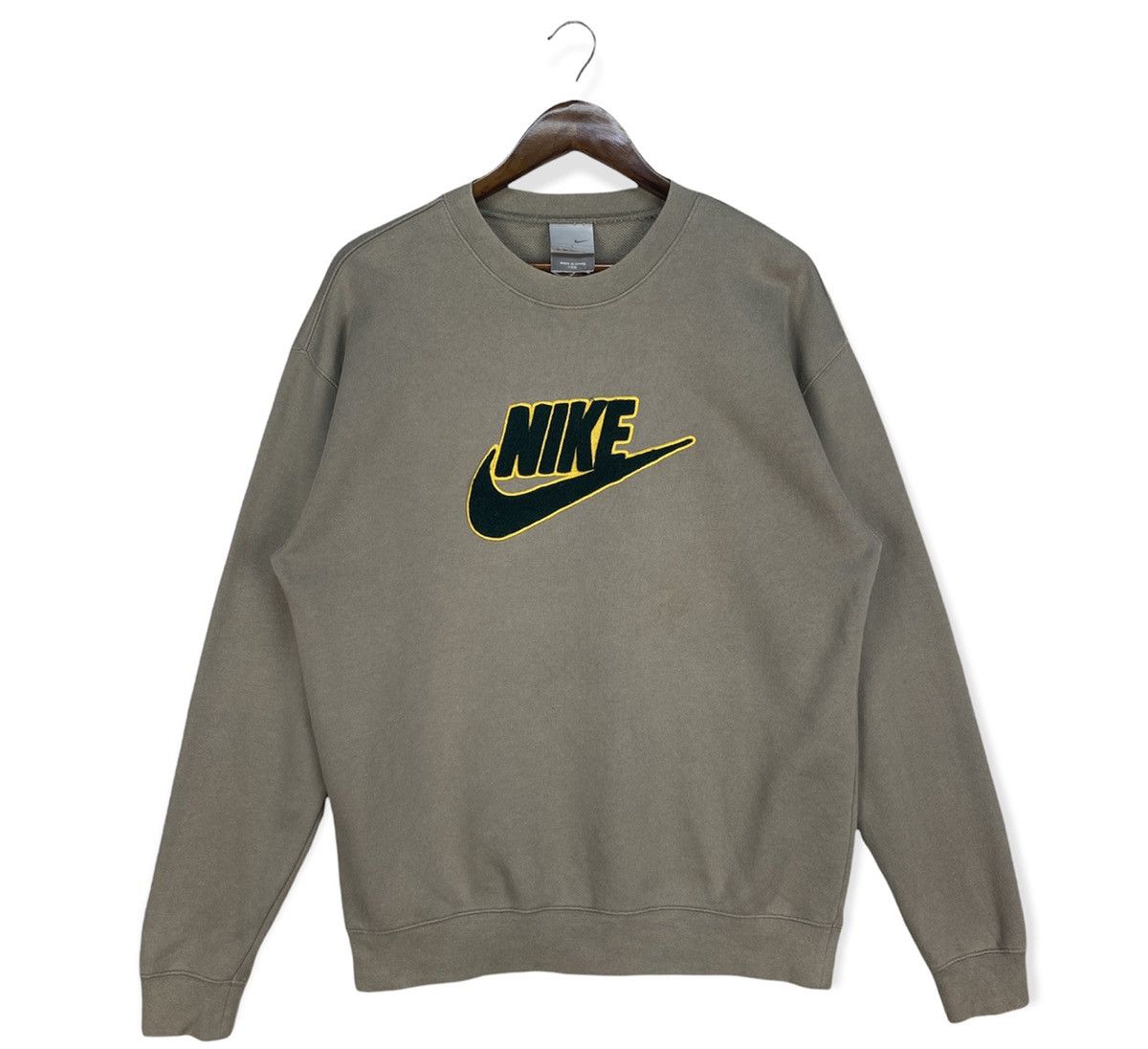 Nike Swoosh Big Logo Sweatshirt