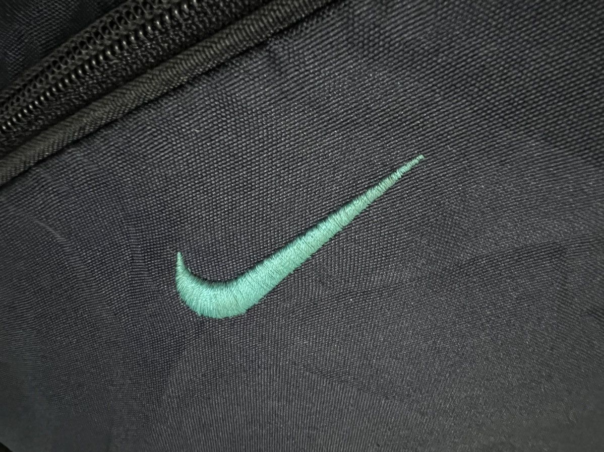 Gear for Sports VTG NIKE EMBROIDERED SWOOSH ORANGE TAG DUFFLE/ GYM BAG Size ONE SIZE - 18 Thumbnail