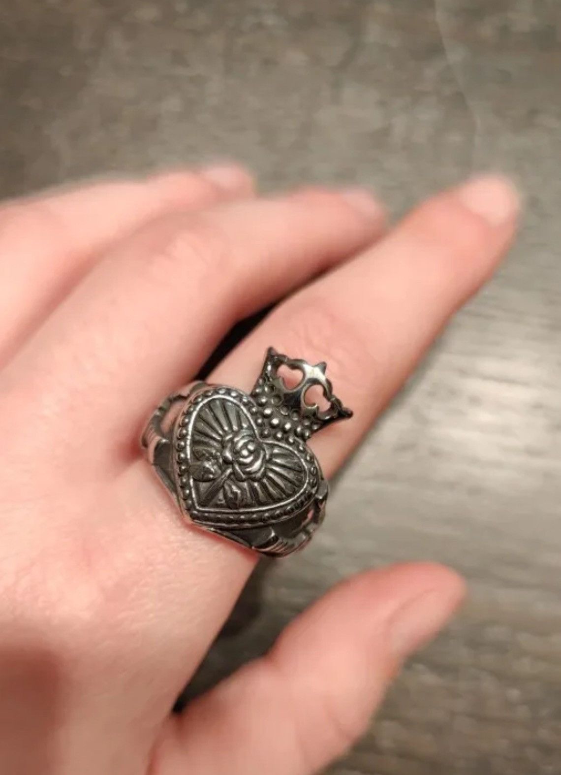 Jewelry Crown Heart Sword Rings Size ONE SIZE - 4 Thumbnail