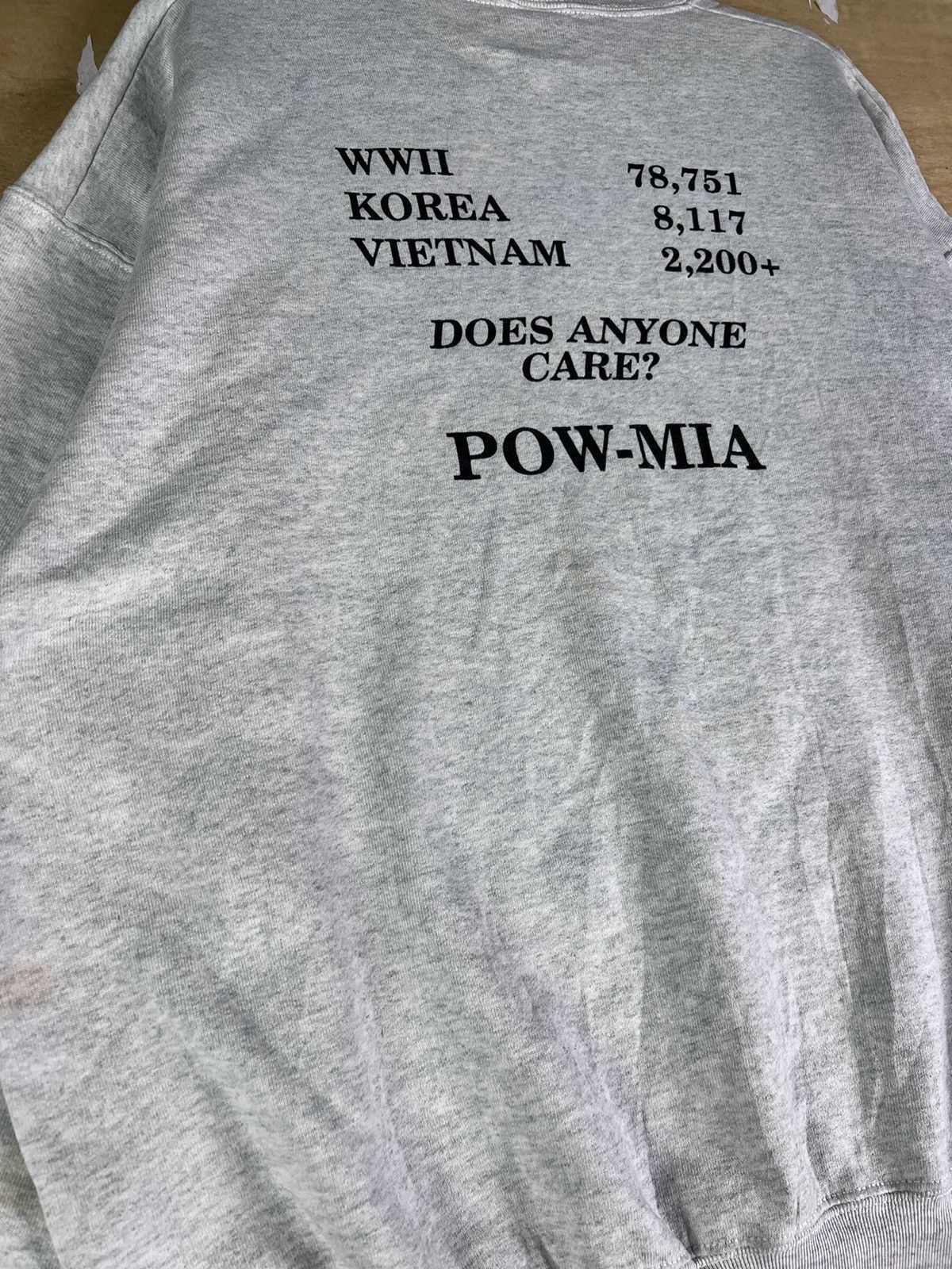 Fruit Of The Loom × Vintage Vintage Sweatshirt 90’s Freedom Flight Pow Mia Size US XXL / EU 58 / 5 - 6 Thumbnail