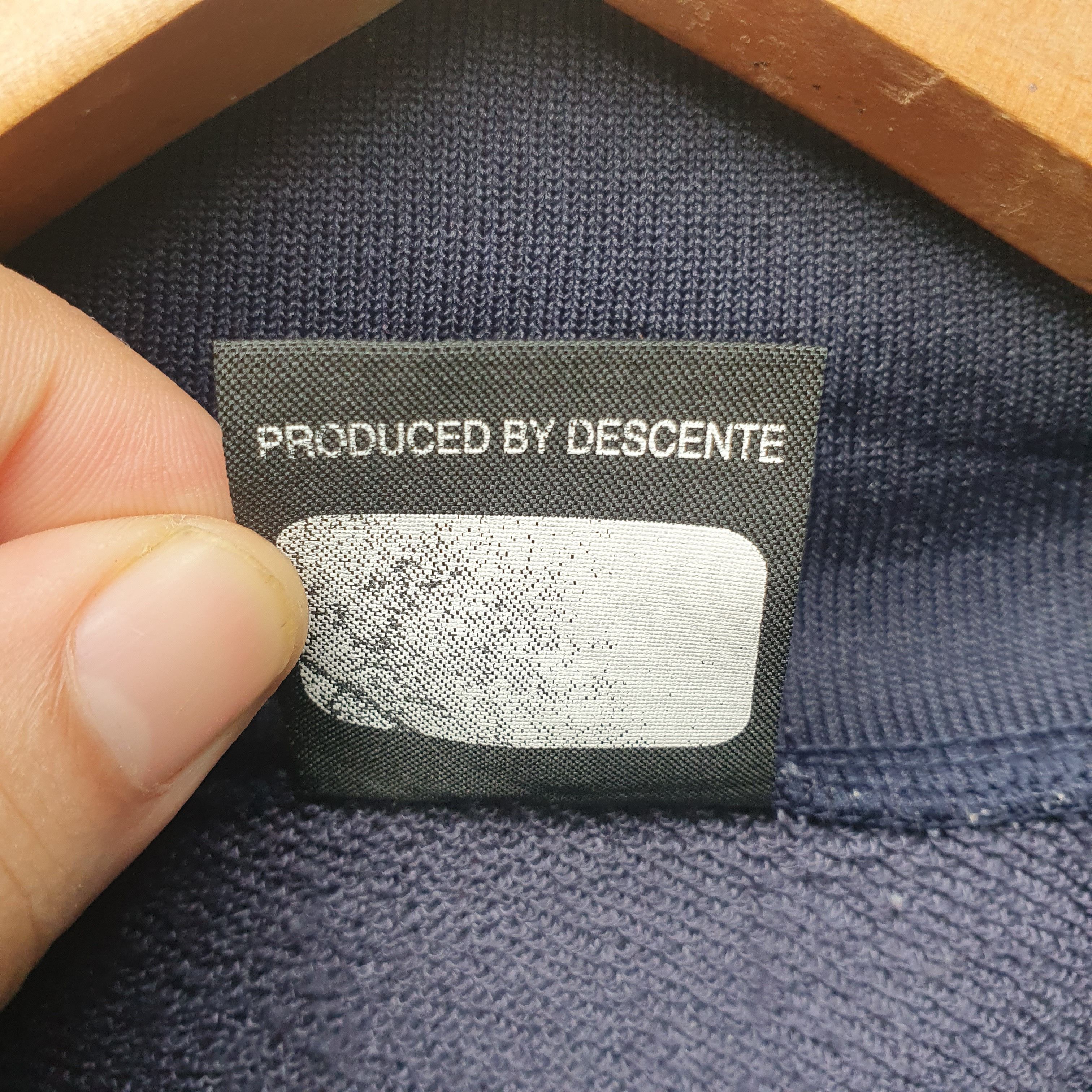 Descente × Umbro TRACKTOP UMBRO PRODUCE BY DESCENTE Size US M / EU 48-50 / 2 - 5 Thumbnail
