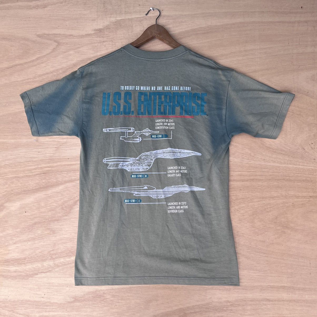 Vintage VINTAGE TEE SHIRT STAR TREK COPYRIGHT 1999 Size US L / EU 52-54 / 3 - 2 Thumbnail