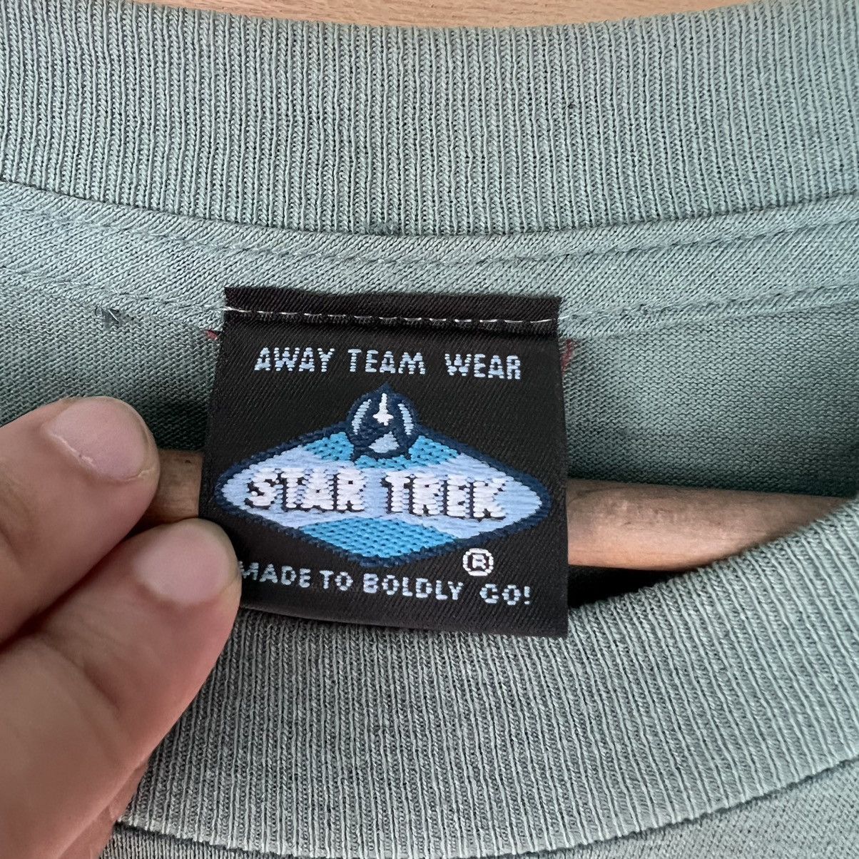 Vintage VINTAGE TEE SHIRT STAR TREK COPYRIGHT 1999 Size US L / EU 52-54 / 3 - 6 Thumbnail
