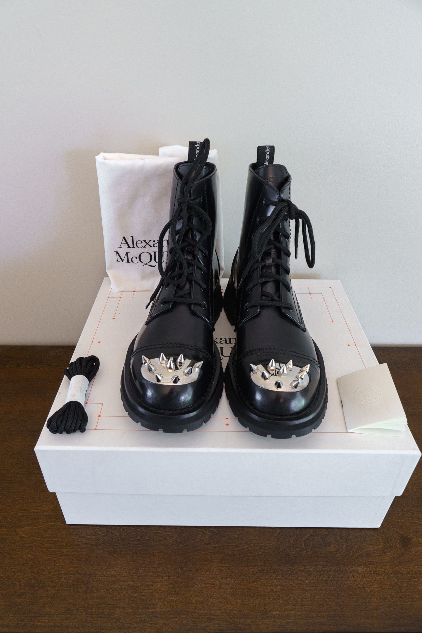 Alexander McQueen BNIB Alexander McQueen Punk Stud Toe Boots sz 41 Size US 8 / EU 41 - 2 Thumbnail