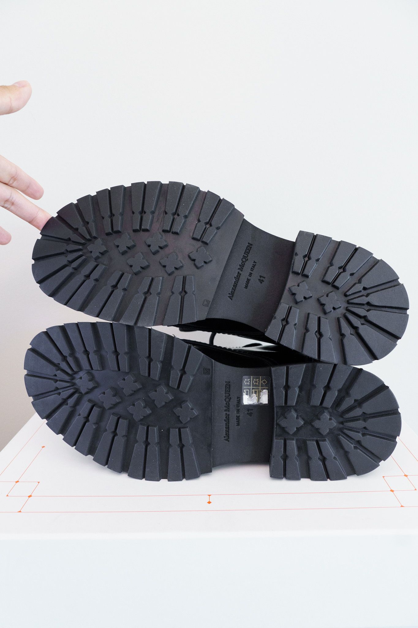 Alexander McQueen BNIB Alexander McQueen Punk Stud Toe Boots sz 41 Size US 8 / EU 41 - 12 Thumbnail