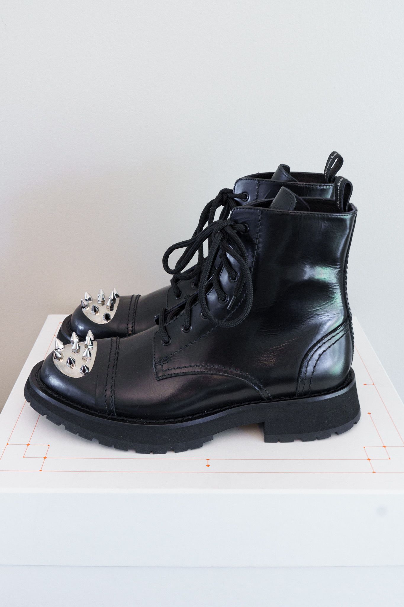 Alexander McQueen BNIB Alexander McQueen Punk Stud Toe Boots sz 41 Size US 8 / EU 41 - 5 Thumbnail