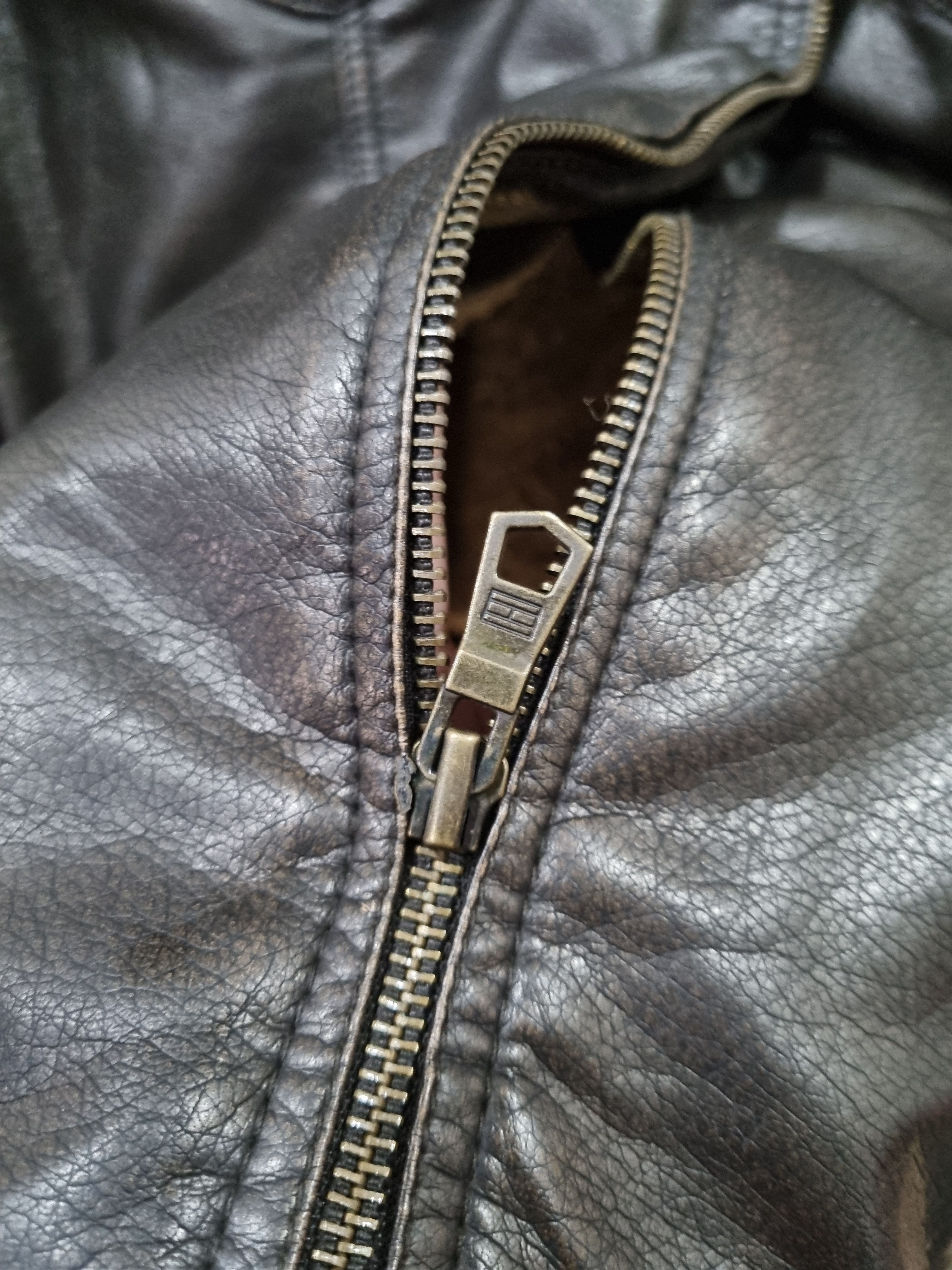 Tommy Hilfiger 🔥Best Buy🔥Tommy Hilfiger Zipper Jacket Size US XXL / EU 58 / 5 - 9 Thumbnail