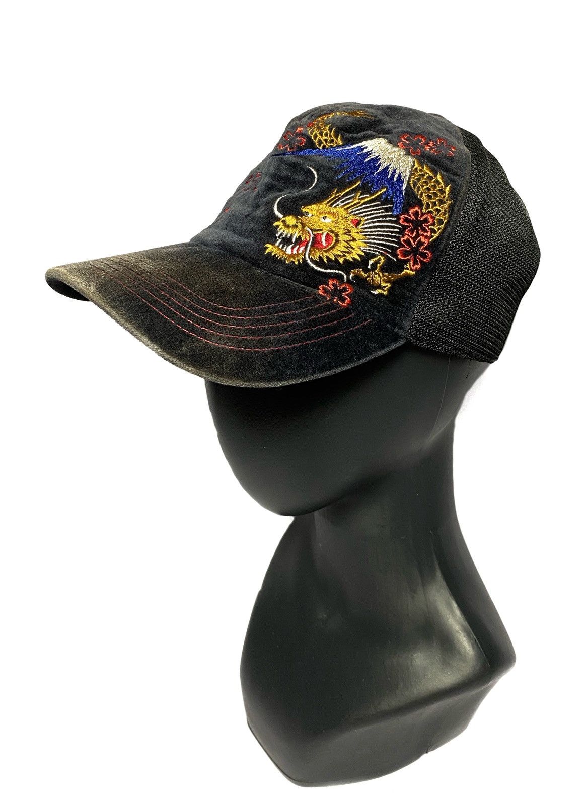Japanese Brand Velvet Dragon-Embroidered Baseball Cap Size ONE SIZE - 9 Thumbnail