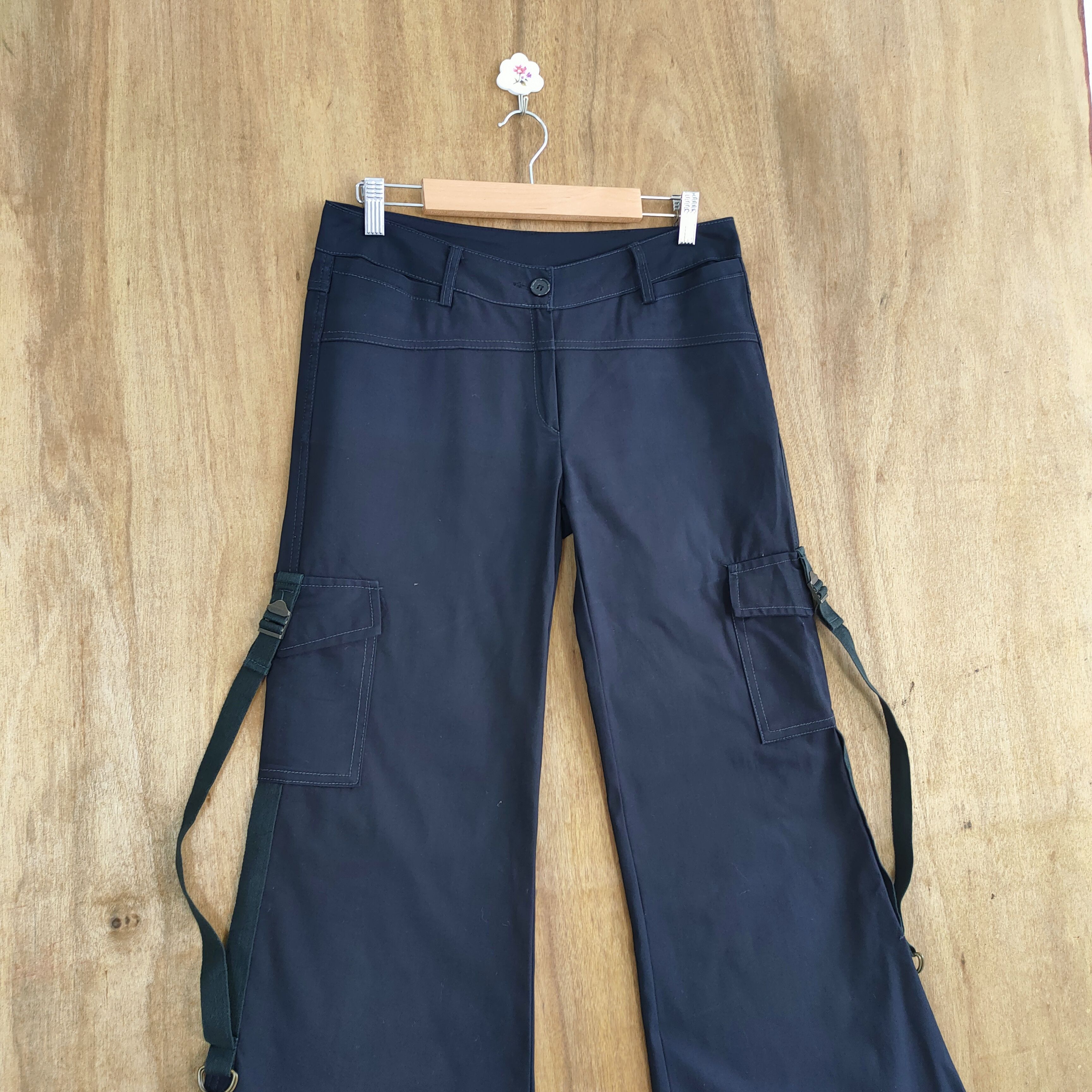 Japanese Brand VINTAGE JAPANESE BRAND BONDAGE FLARE CARGO PANTS Size US 30 / EU 46 - 4 Thumbnail