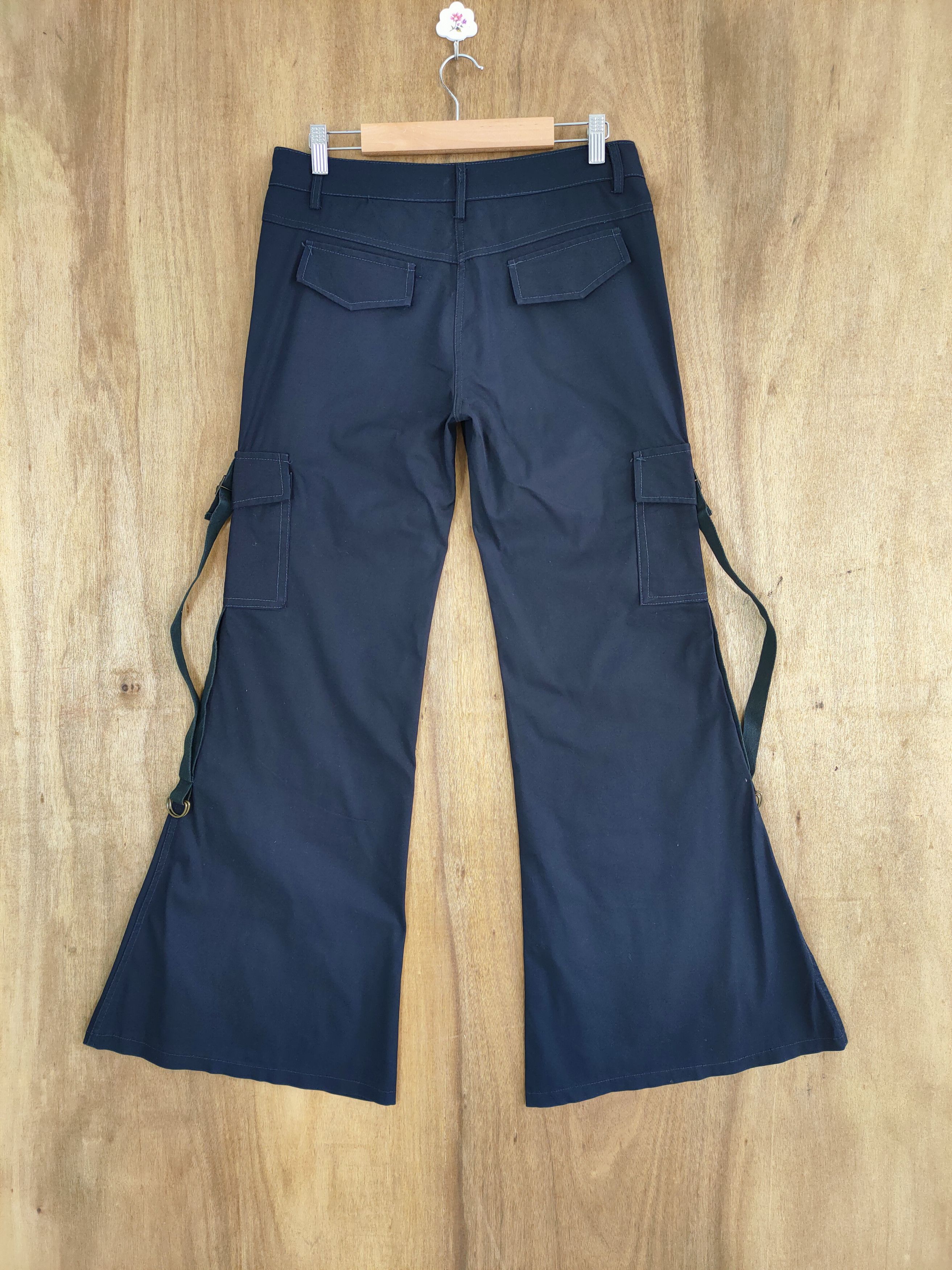 Japanese Brand VINTAGE JAPANESE BRAND BONDAGE FLARE CARGO PANTS Size US 30 / EU 46 - 7 Thumbnail