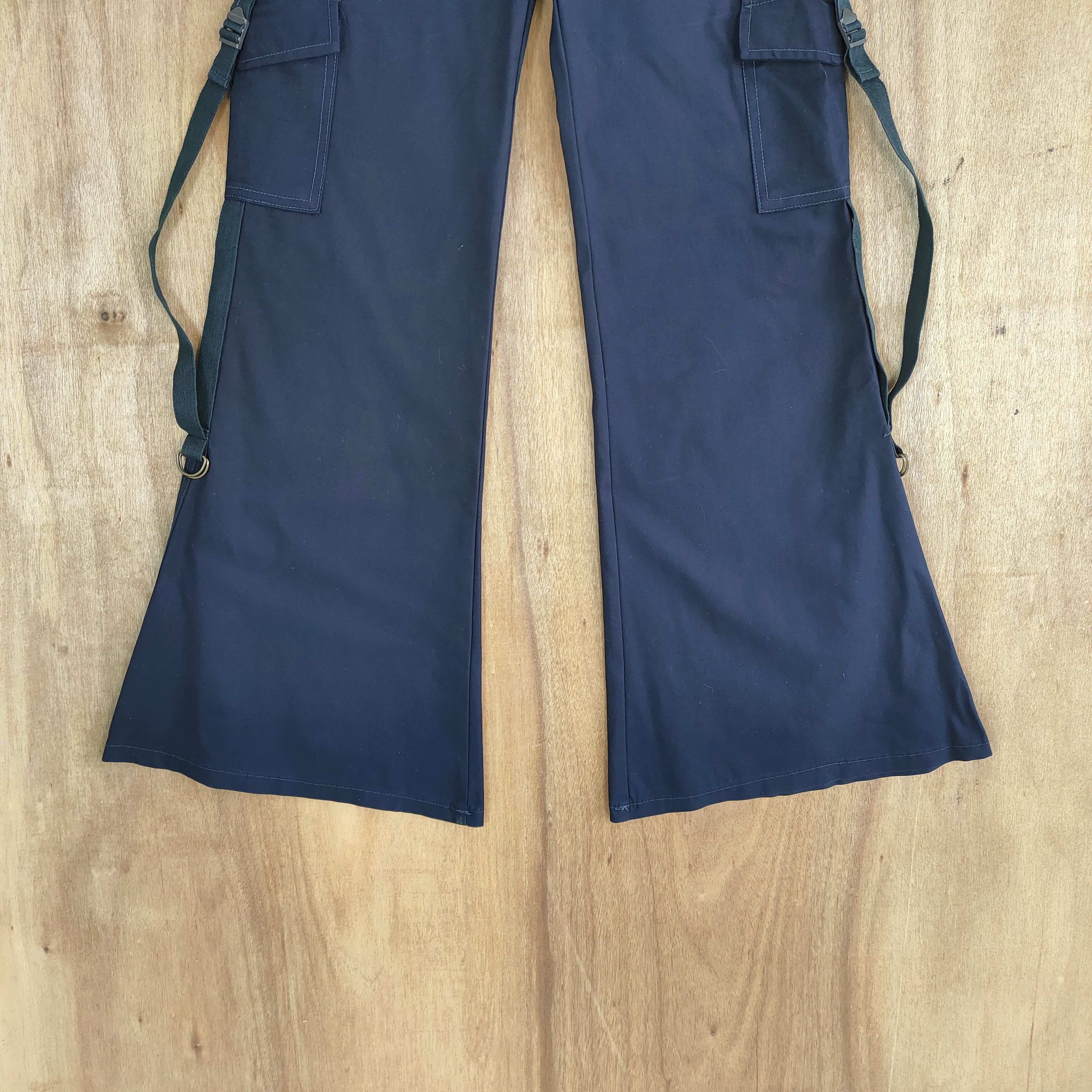 Japanese Brand VINTAGE JAPANESE BRAND BONDAGE FLARE CARGO PANTS Size US 30 / EU 46 - 3 Thumbnail