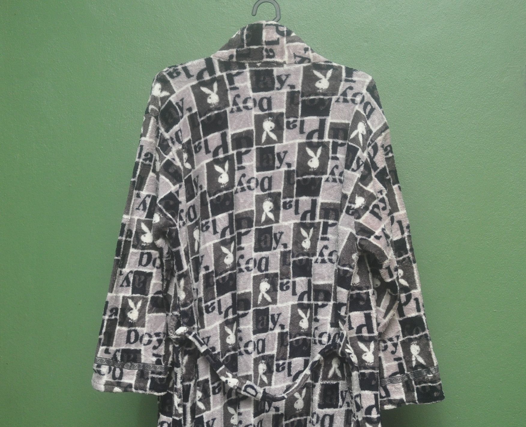 Japanese Brand × Vintage Vintage Long Bath Towel Not Playboy Size US L / EU 52-54 / 3 - 5 Thumbnail