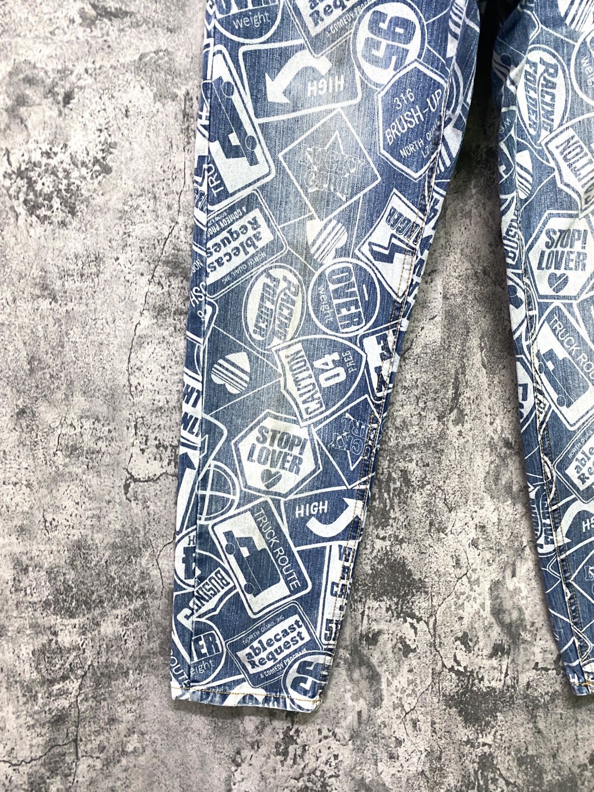 Designer × Japanese Brand Japan SURF GIRLS FullPrint Faded Denim Hysteric Style Pants Size US 31 - 6 Thumbnail