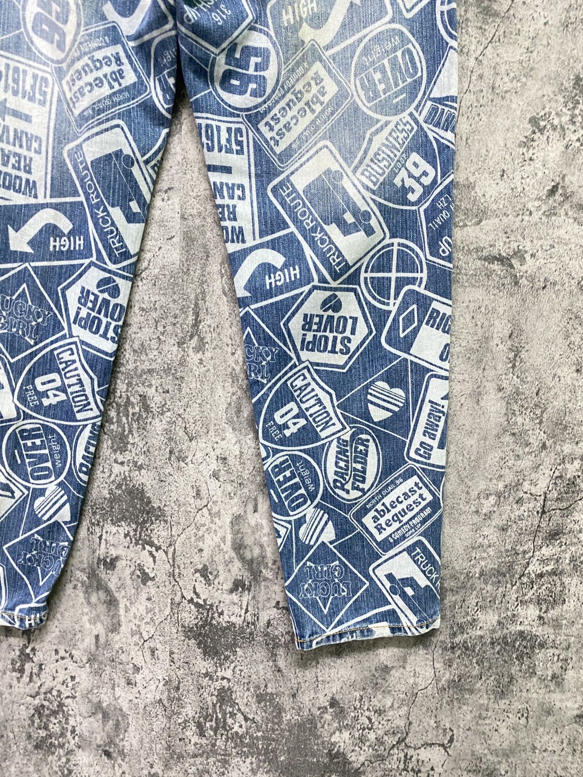 Designer × Japanese Brand Japan SURF GIRLS FullPrint Faded Denim Hysteric Style Pants Size US 31 - 14 Thumbnail