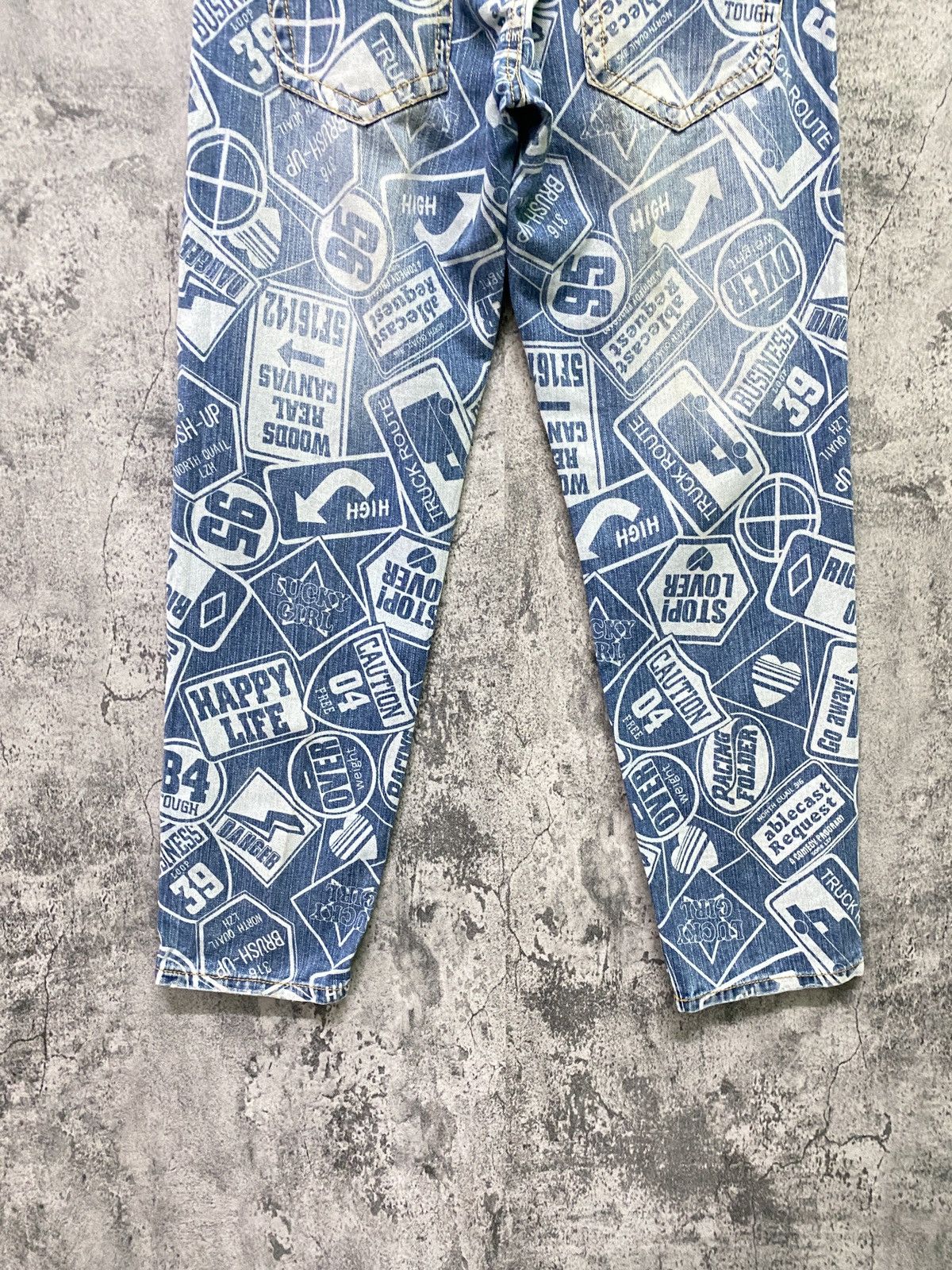 Designer × Japanese Brand Japan SURF GIRLS FullPrint Faded Denim Hysteric Style Pants Size US 31 - 15 Thumbnail