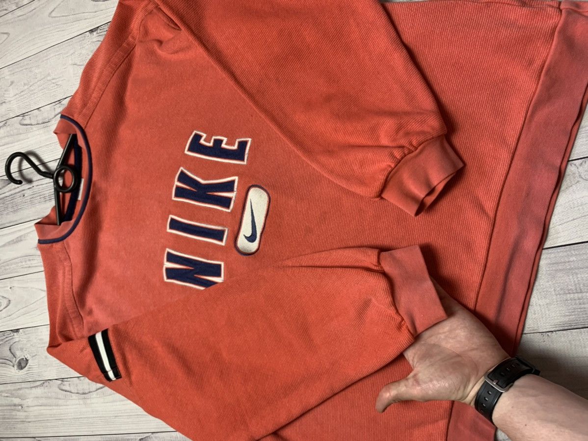 Nike × Vintage Vintage Nike sweatshirt big logo red size M Size US M / EU 48-50 / 2 - 6 Thumbnail
