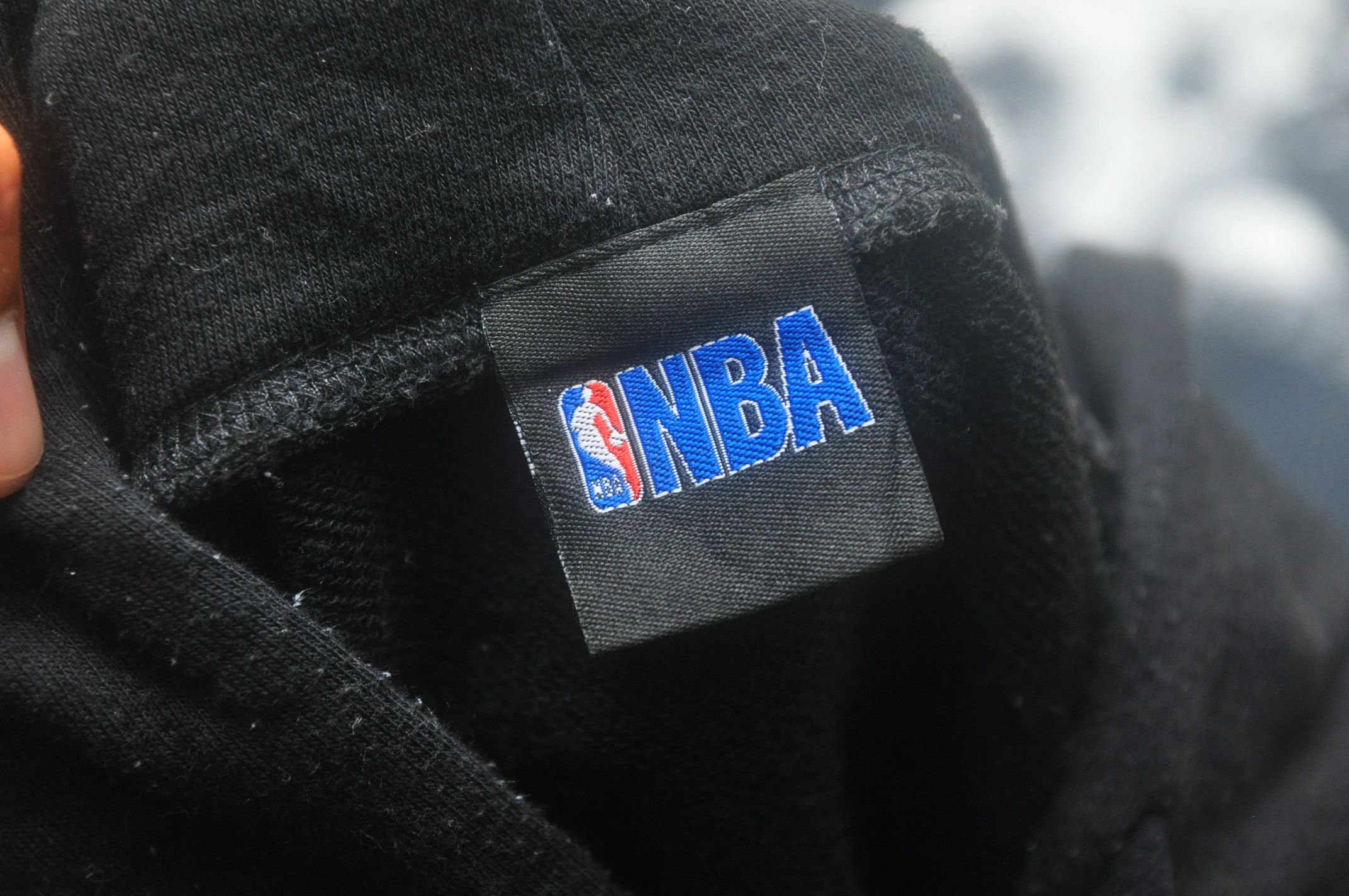 Japanese Brand × NBA × Vintage Chicago Bull Big Logo Black Colour Hoodie Travis Scoot Size US M / EU 48-50 / 2 - 6 Thumbnail