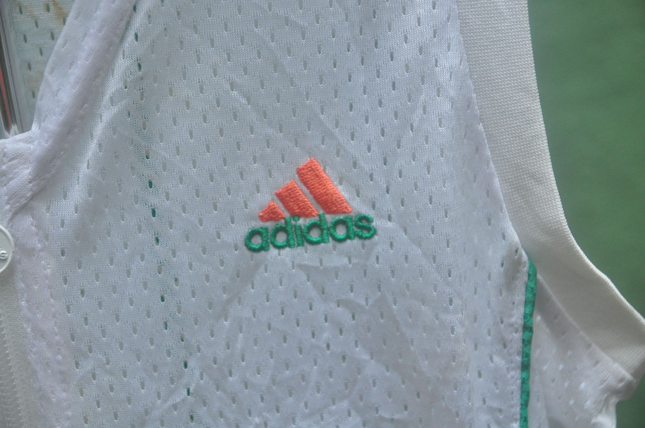 Adidas × Japanese Brand Adidas Sportwear Athlete Women Cutting Lesssleeve Size M / US 6-8 / IT 42-44 - 5 Thumbnail