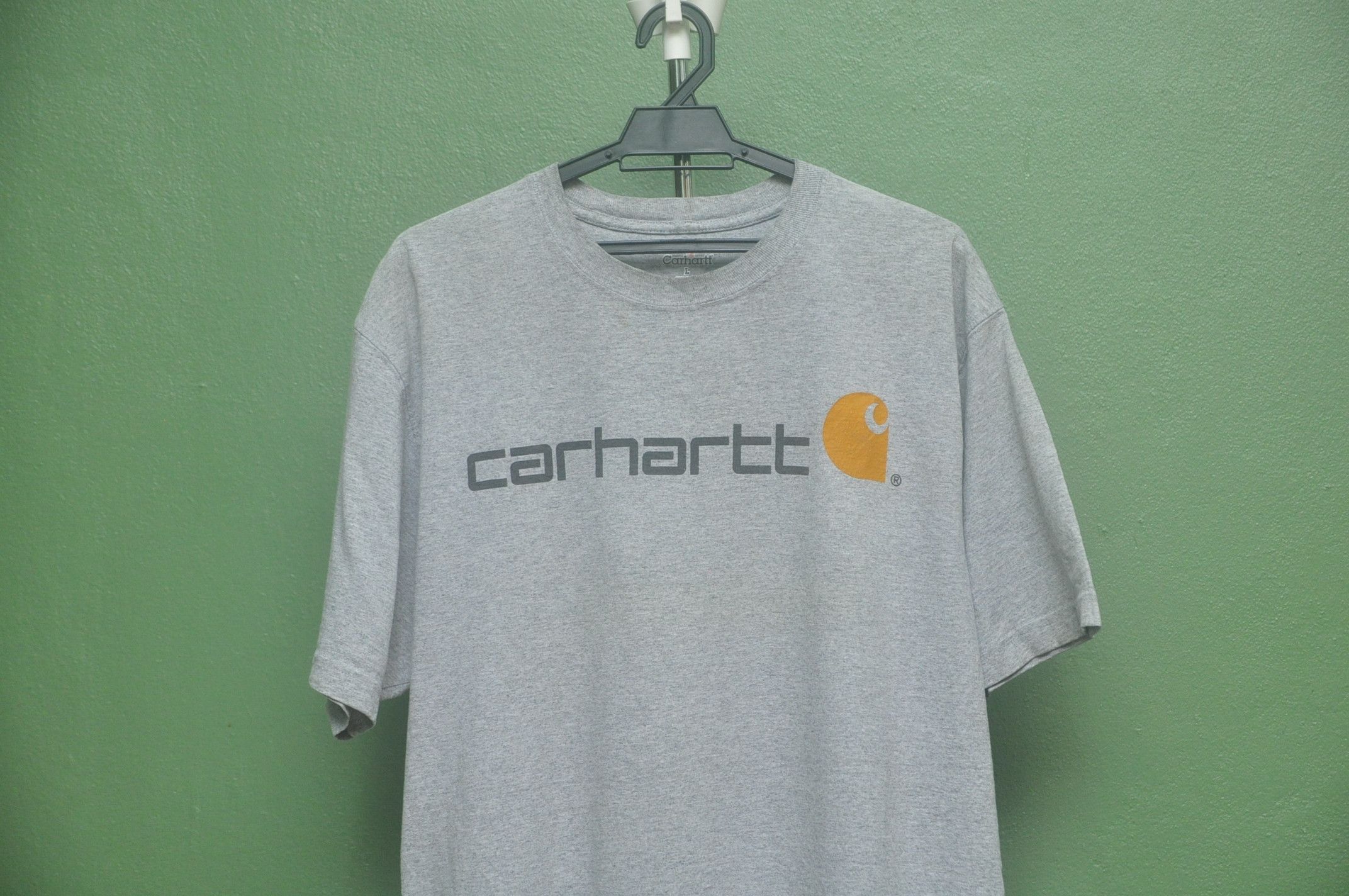 Carhartt × Japanese Brand Carhartt Big Logo Grey Colour Nice Design Shirt Size US L / EU 52-54 / 3 - 3 Thumbnail