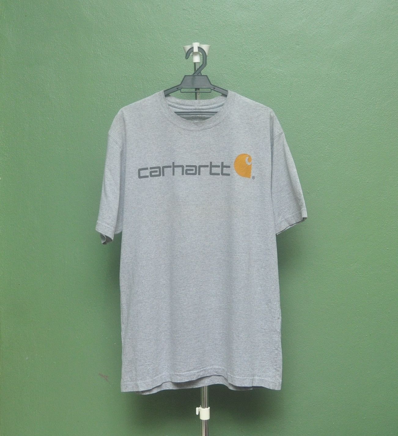 Carhartt × Japanese Brand Carhartt Big Logo Grey Colour Nice Design Shirt Size US L / EU 52-54 / 3 - 1 Thumbnail