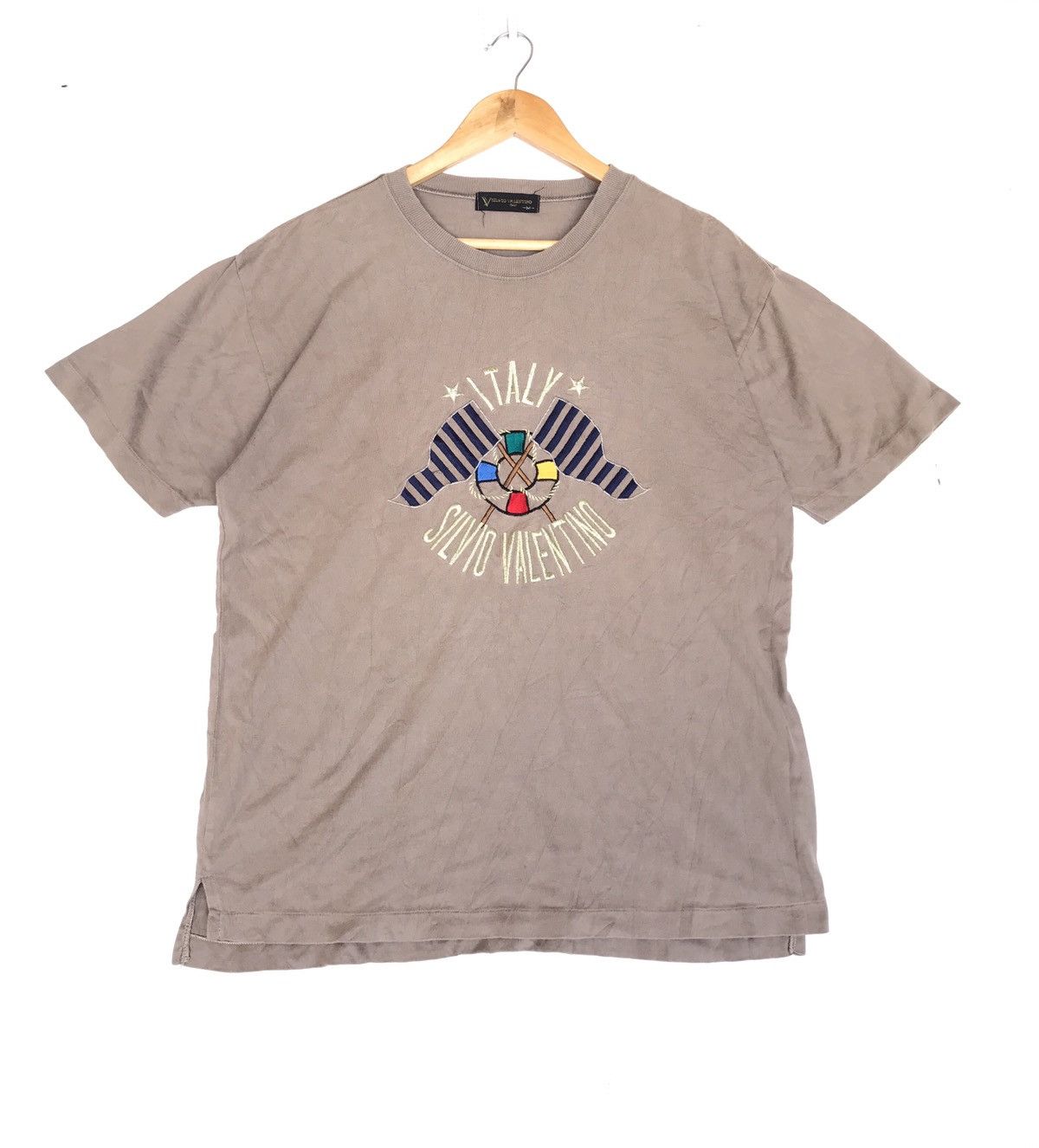 Valentino Vintage Silvio Valentino Italy Big Logo Embroidered T shirt Size US M / EU 48-50 / 2 - 1 Thumbnail
