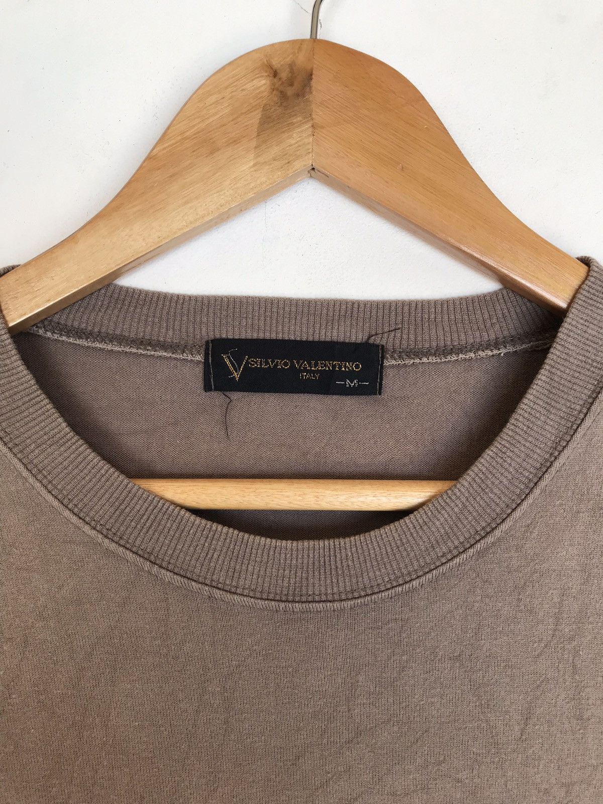 Valentino Vintage Silvio Valentino Italy Big Logo Embroidered T shirt Size US M / EU 48-50 / 2 - 3 Thumbnail