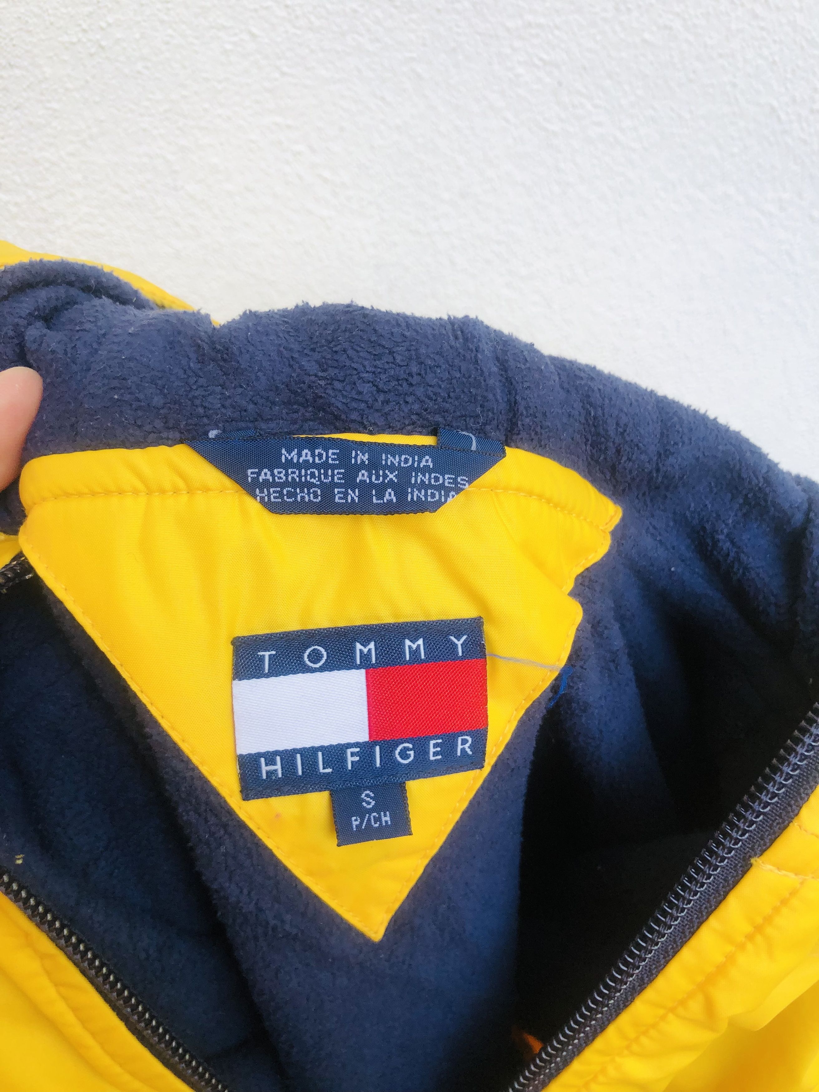 Japanese Brand × Tommy Hilfiger Vintage Tommy Hilfiger Travis Scott Fashion Style Jacket Size US S / EU 44-46 / 1 - 9 Thumbnail