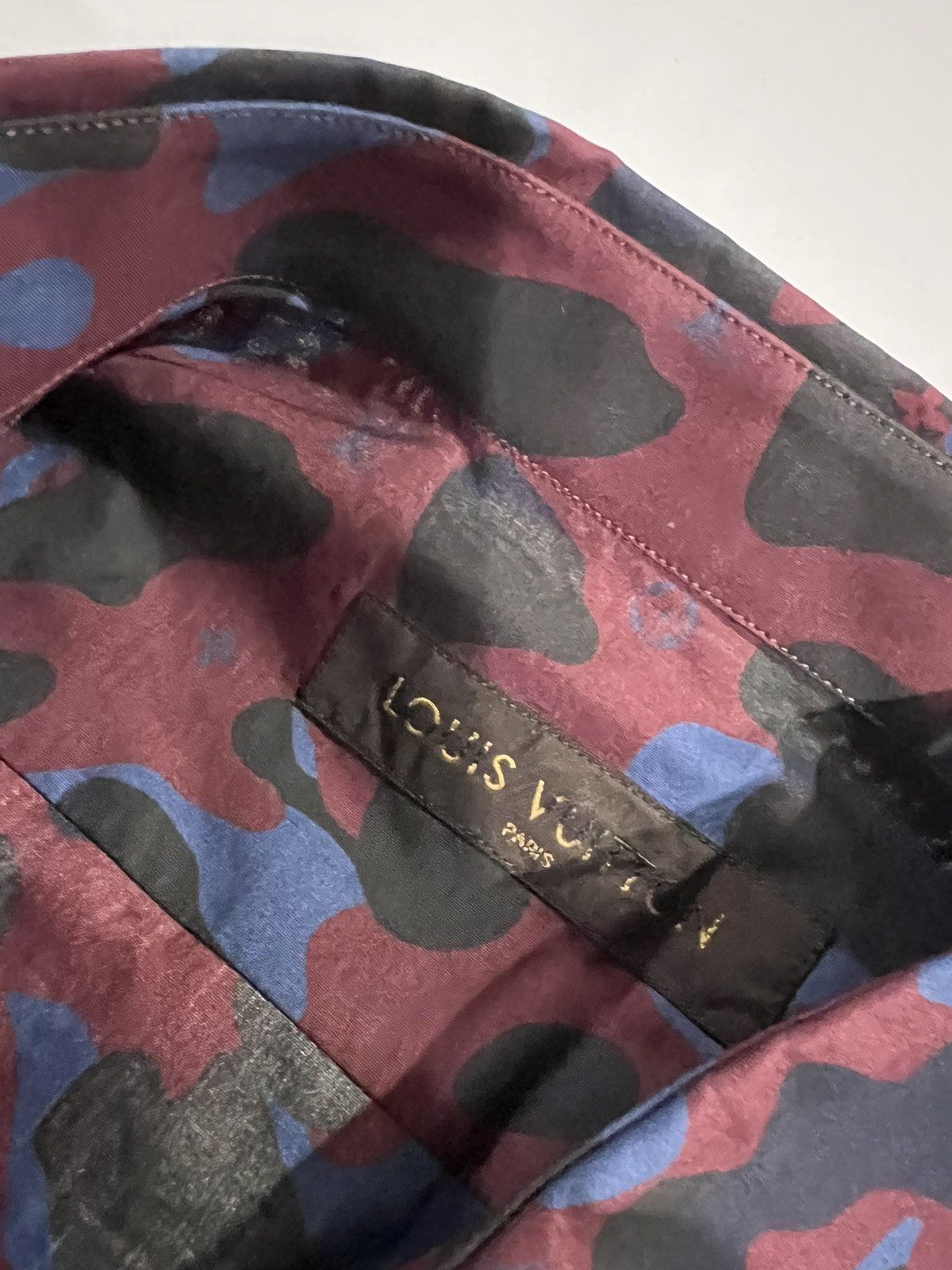 Louis Vuitton Louis Vuitton mens camo shirt. M. 1290 Size US M / EU 48-50 / 2 - 3 Thumbnail