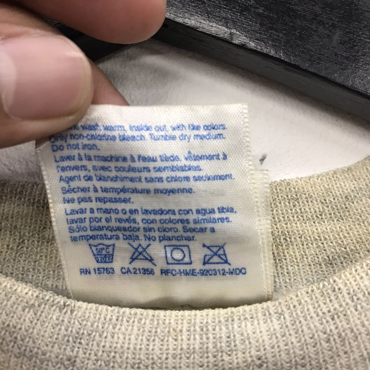 Budweiser × Hanes × Vintage Rare!! Vintage Budweiser Spellout Embroidery Sweatshirt Size US L / EU 52-54 / 3 - 16 Thumbnail