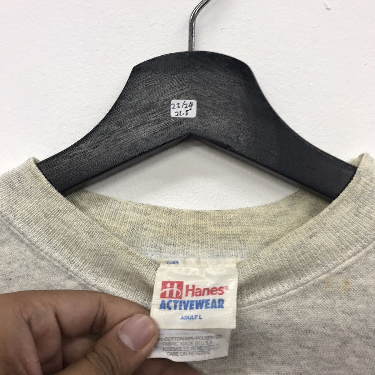 Budweiser × Hanes × Vintage Rare!! Vintage Budweiser Spellout Embroidery Sweatshirt Size US L / EU 52-54 / 3 - 15 Thumbnail