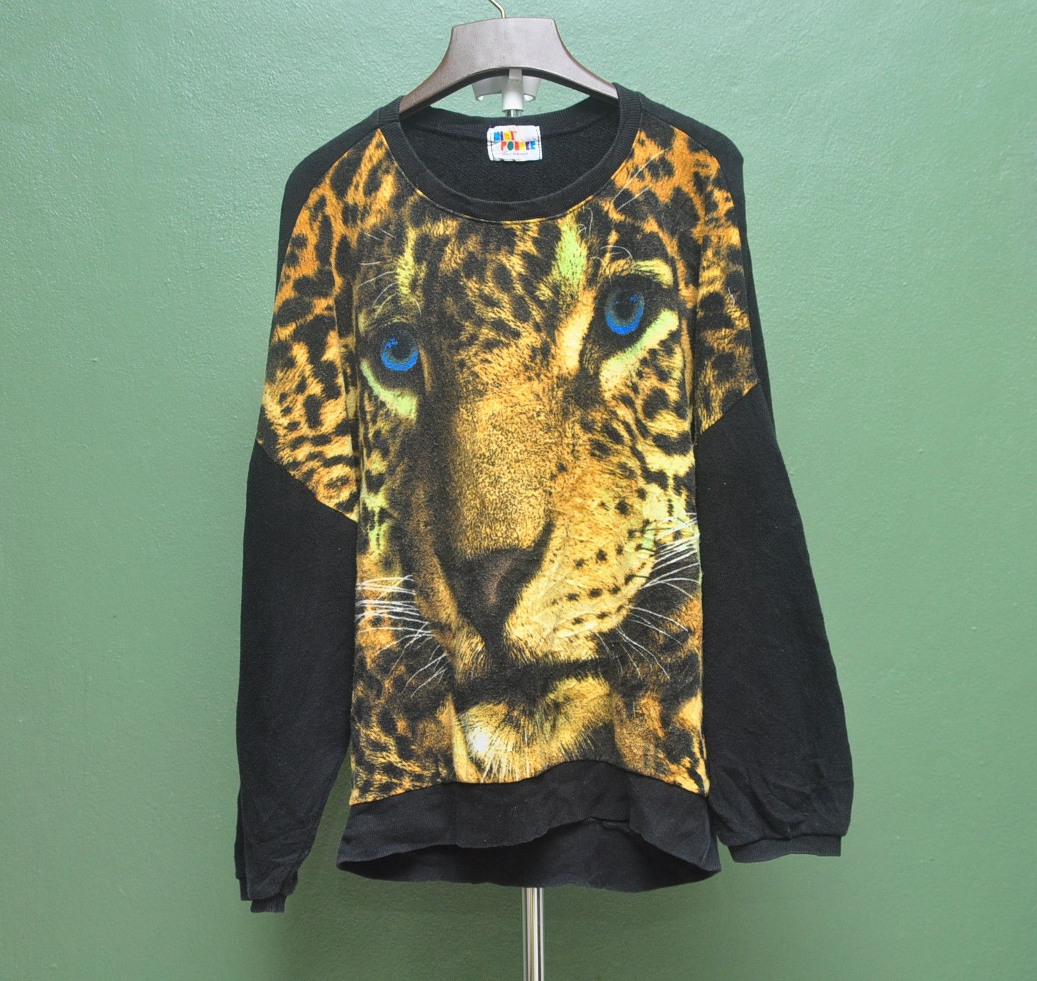 Designer × Japanese Brand × Vintage Vintgae Tiger Full Print Nice Designer Fashion Style Size L / US 10 / IT 46 - 1 Thumbnail
