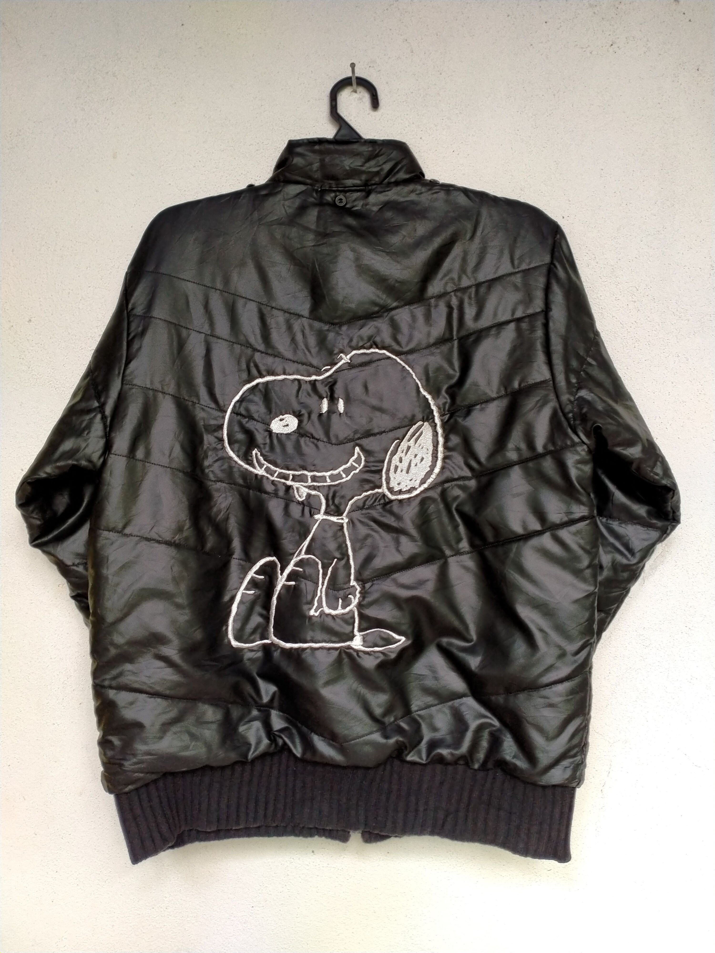 Vintage Snoopy embroidery down jacket