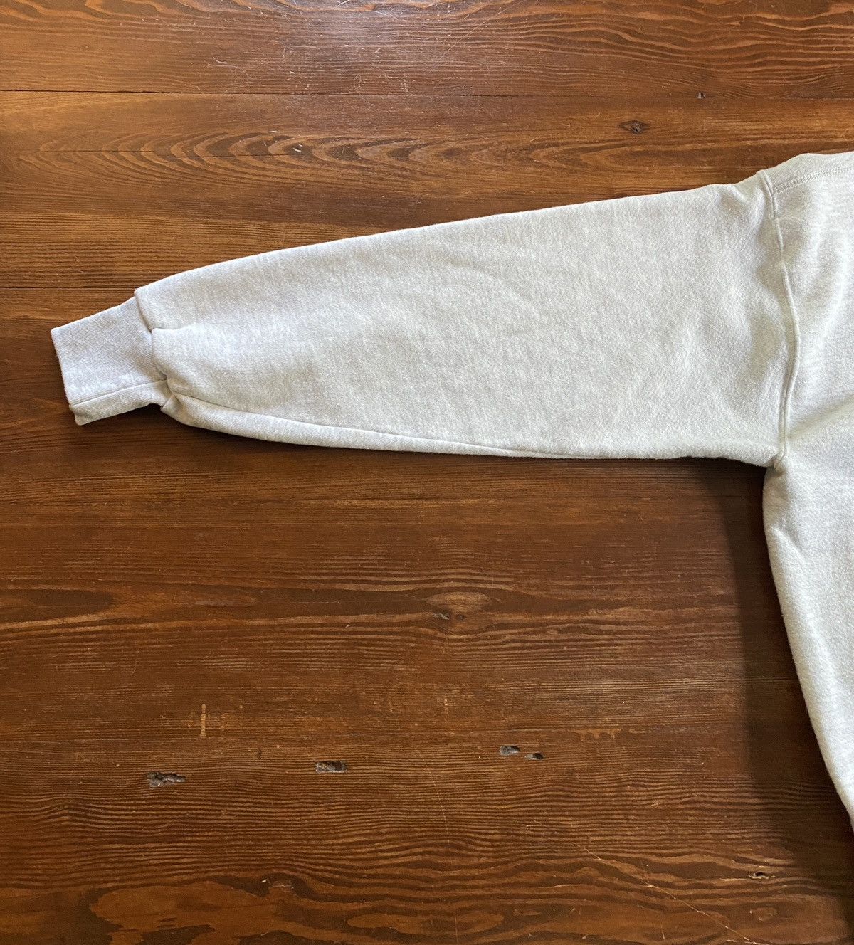 Vintage Vintage 90’s Marymount University MV Crewneck Sweatshirt Size US XL / EU 56 / 4 - 19 Thumbnail