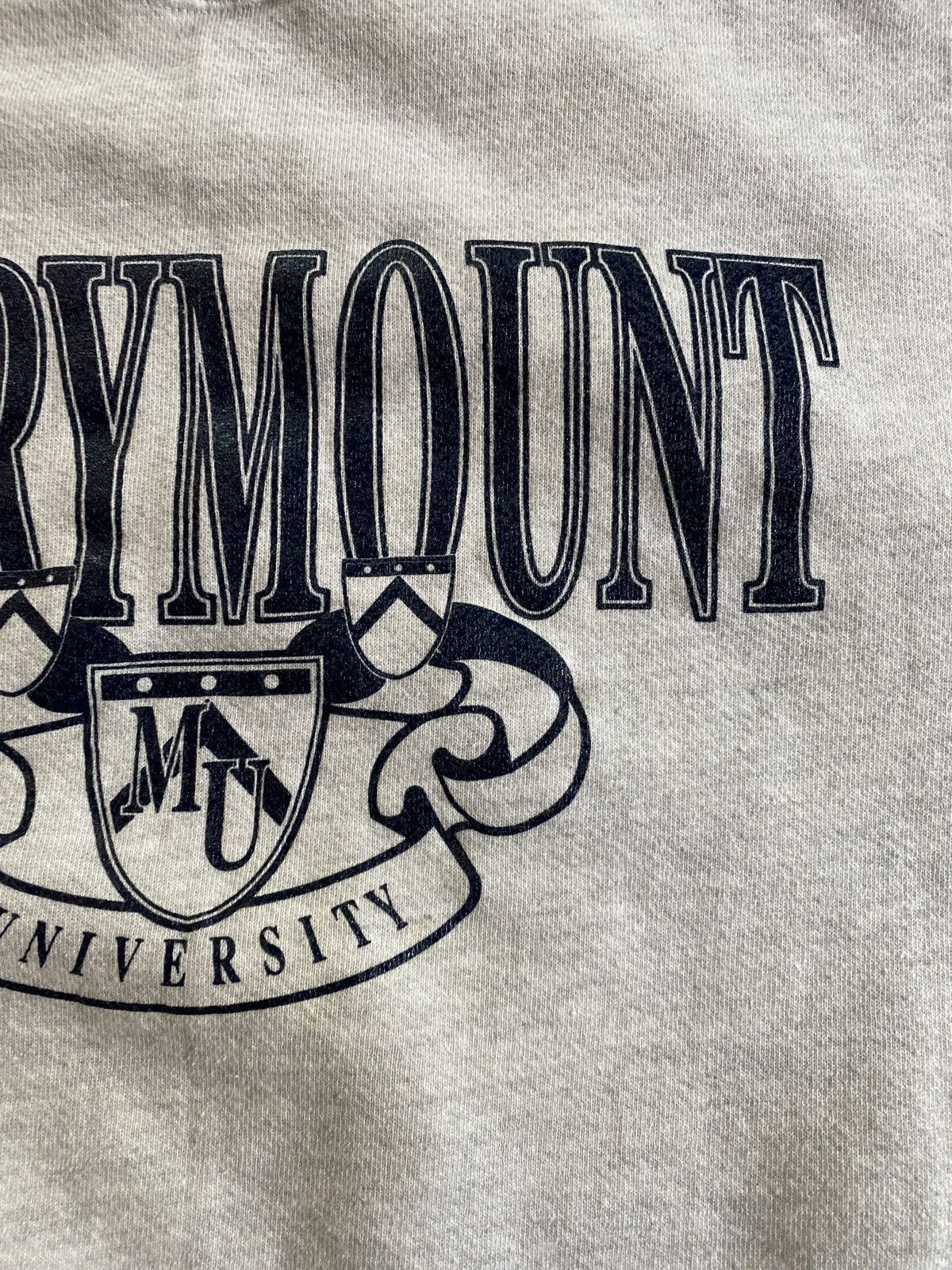 Vintage Vintage 90’s Marymount University MV Crewneck Sweatshirt Size US XL / EU 56 / 4 - 5 Thumbnail