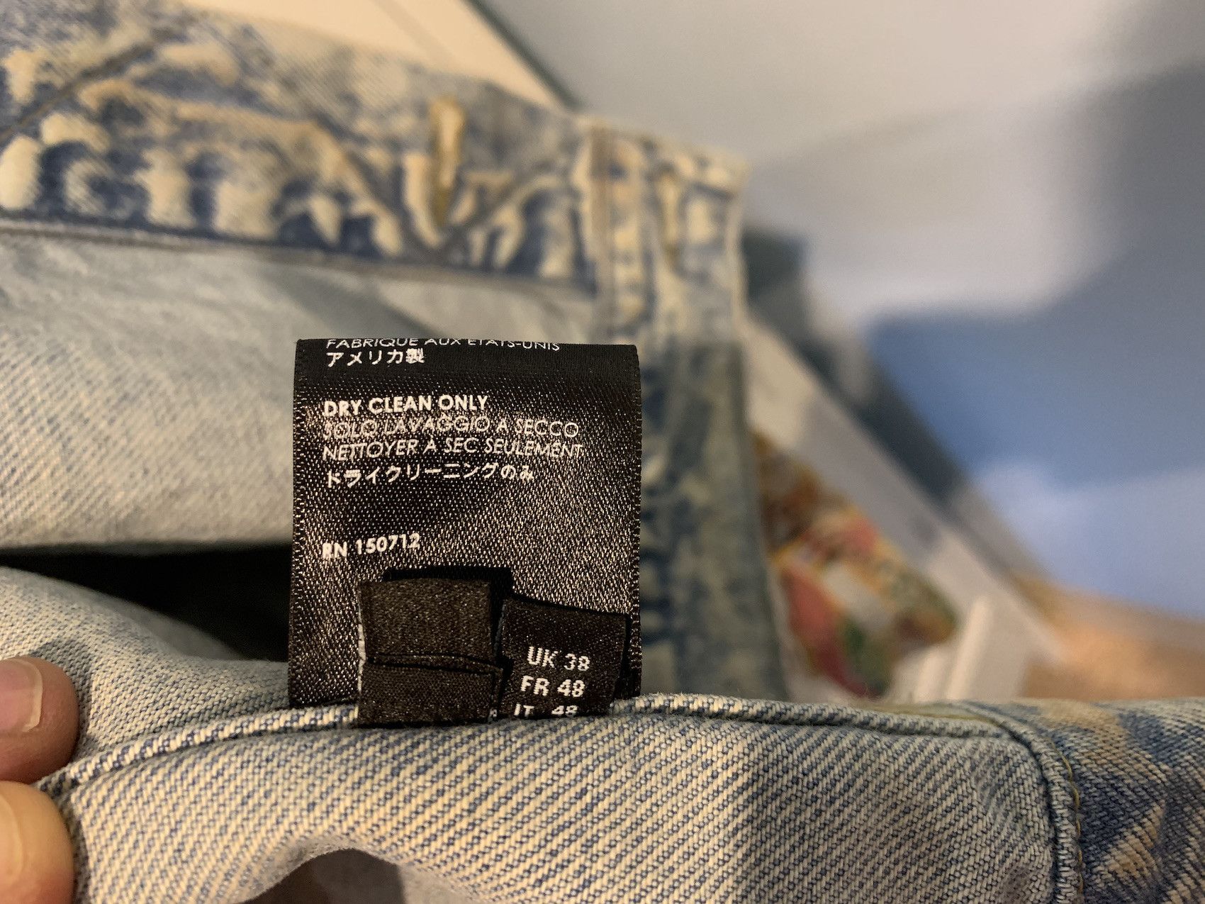 Amiri SS'20 Jacket Distressed Denim Trucker Size US M / EU 48-50 / 2 - 7 Thumbnail