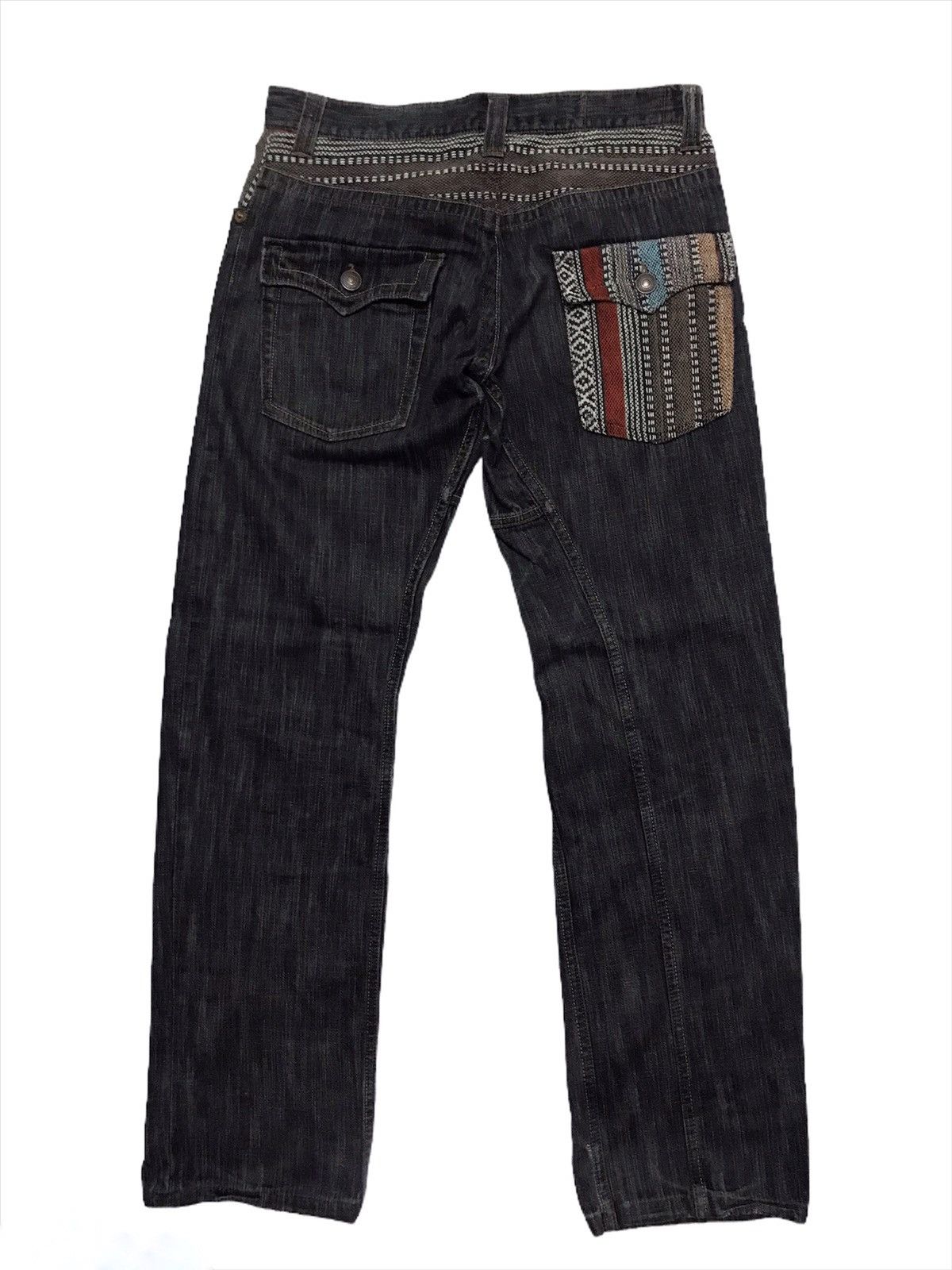 Modish style denim jeans