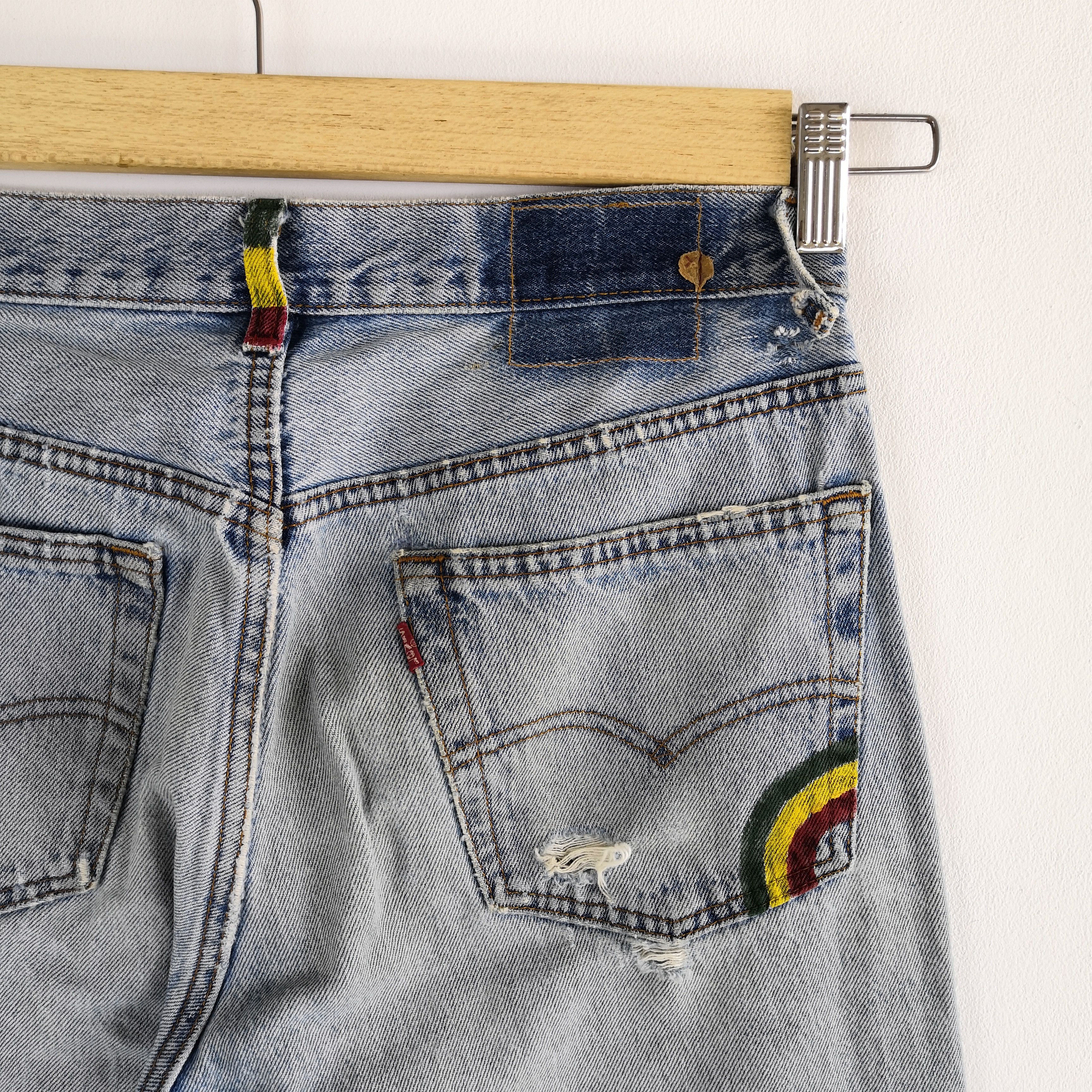 Levi's Vintage Levis 501 Light Wash Jeans Levi's Distressed Denim Size US 30 / EU 46 - 7 Thumbnail