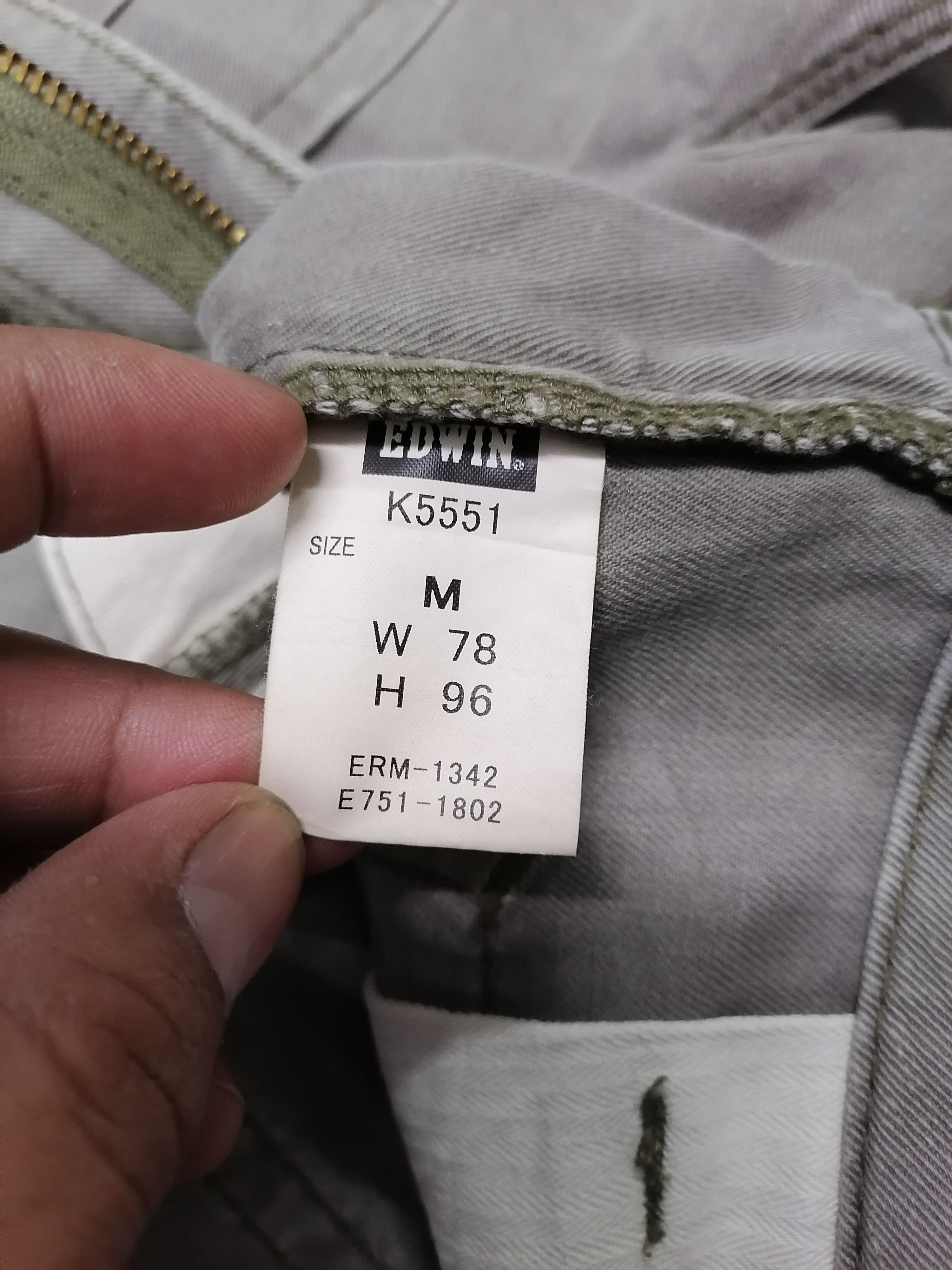 20471120 × Japanese Brand 🔥Edwin 505 Khaki Flare Bushpants⚡⚡⚡ Size US 31 - 10 Thumbnail