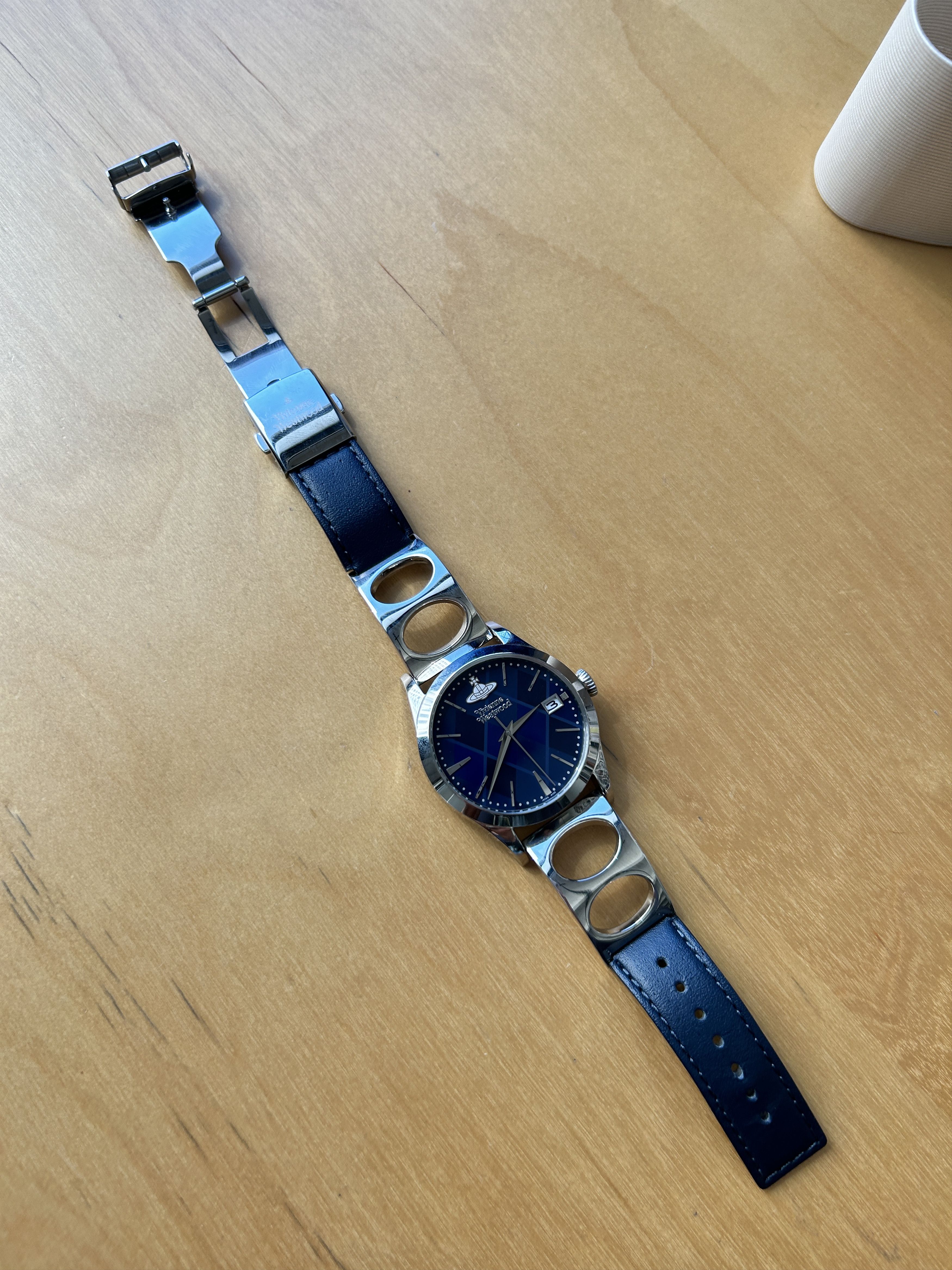 Vivienne Westwood 1,920$ japan Exclusive Watch ! half steel half leather Size ONE SIZE - 6 Thumbnail