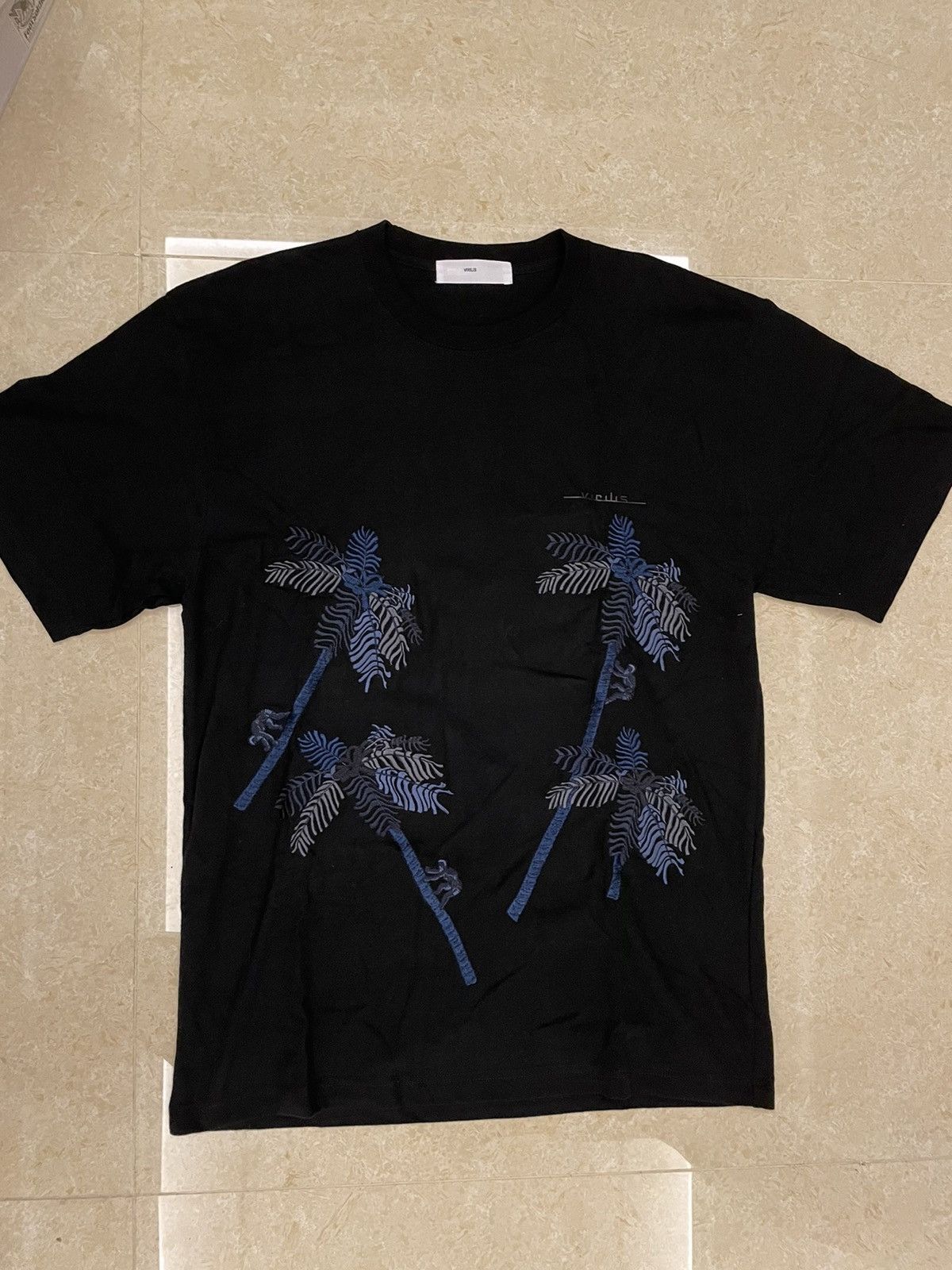 Toga UNWORN* Toga virilis embroidered palm tree cotton tee Size US M / EU 48-50 / 2 - 1 Thumbnail