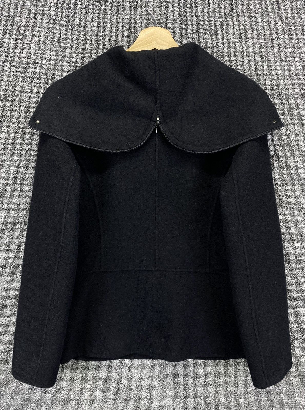 Trussardi Vintage Trussardi Black Hoodie Wool Jacket Size S / US 4 / IT 40 - 10 Thumbnail