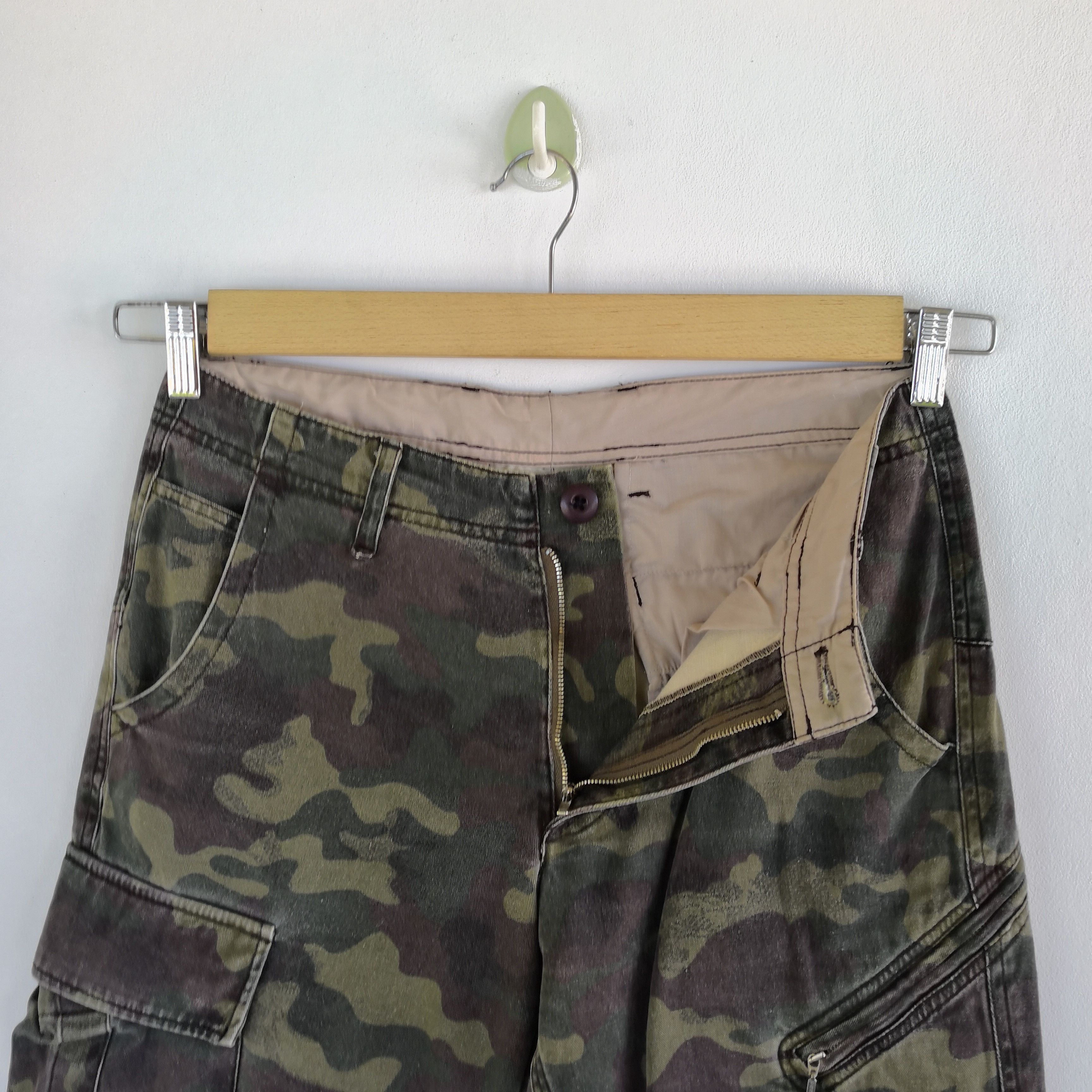 Japanese Brand × Takeo Kikuchi × Vintage Takeo Kikuchi Cargo Pants Camouflage Japanese Multi Pocket Size US 30 / EU 46 - 7 Thumbnail