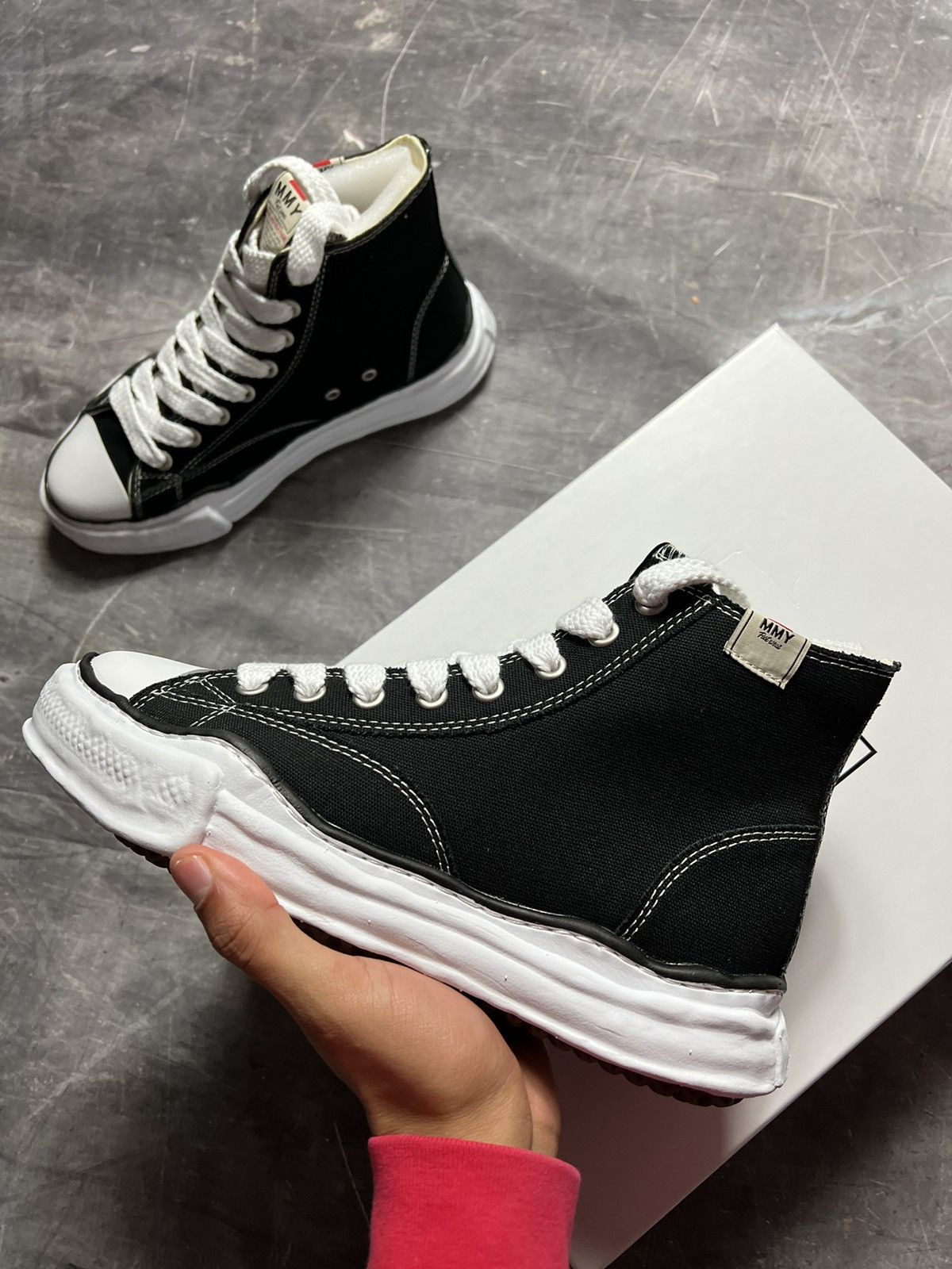 Maison MIHARA YASUHIRO Maison Mihara Yasuhiro OG Sole High Top Black Size US 10 / EU 43 - 2 Thumbnail
