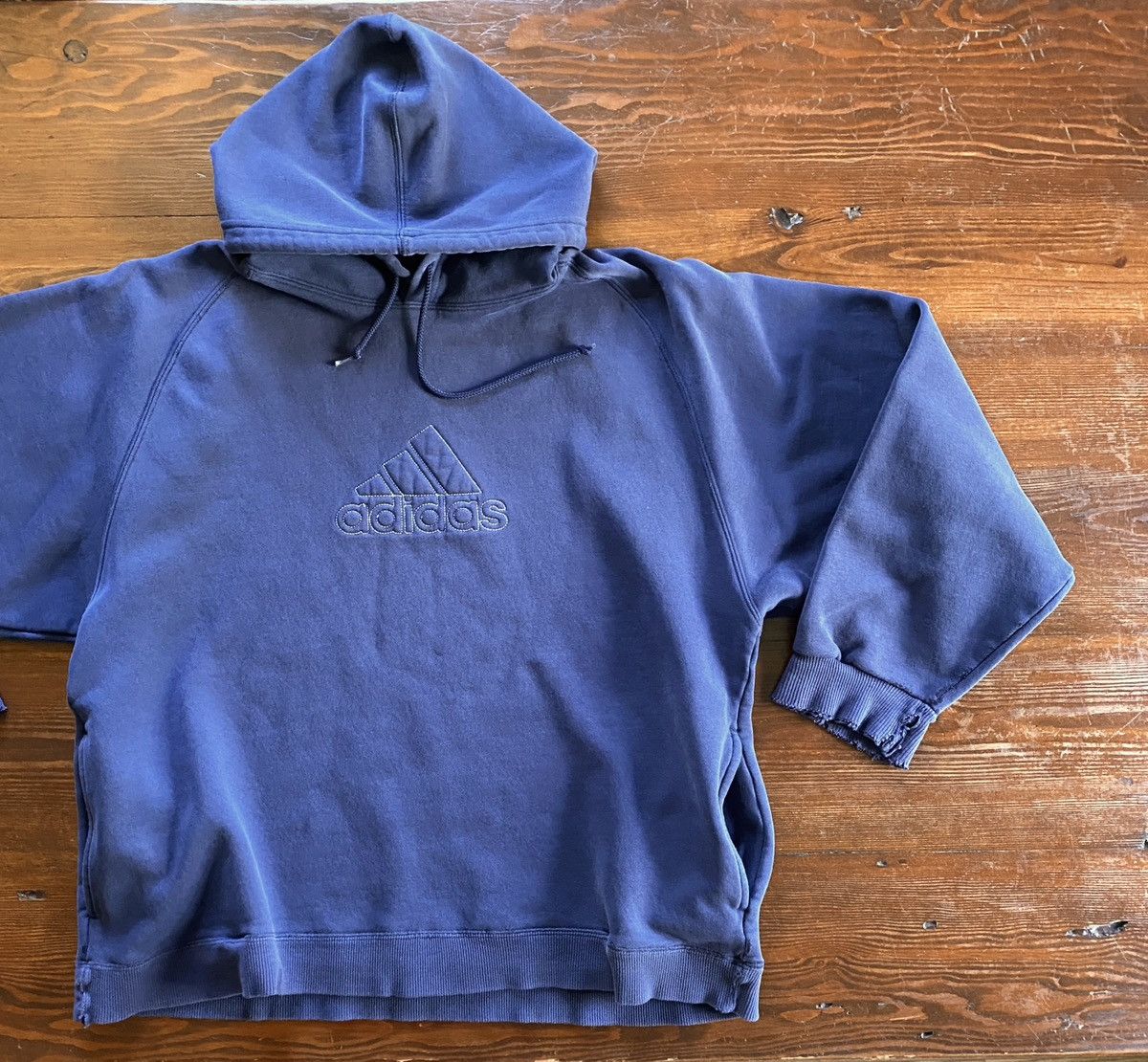 Adidas Vintage ‘01 Adidas Distressed Raglan Hoodie Sweatshirt Size US M / EU 48-50 / 2 - 1 Thumbnail